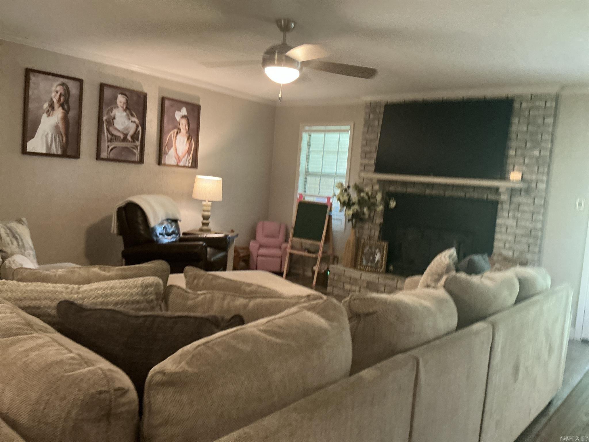 BEVERLY PLACE - Residential