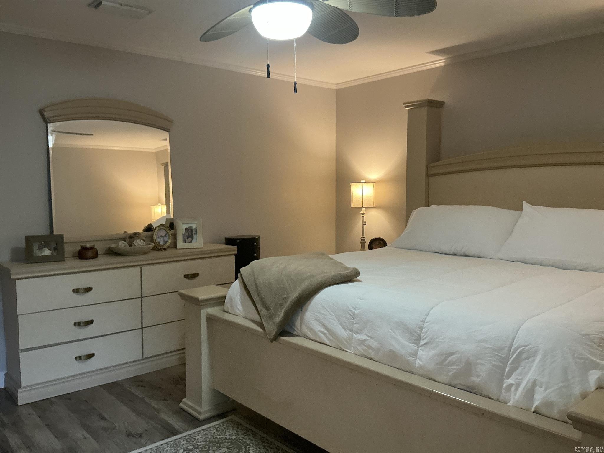 BEVERLY PLACE - Residential