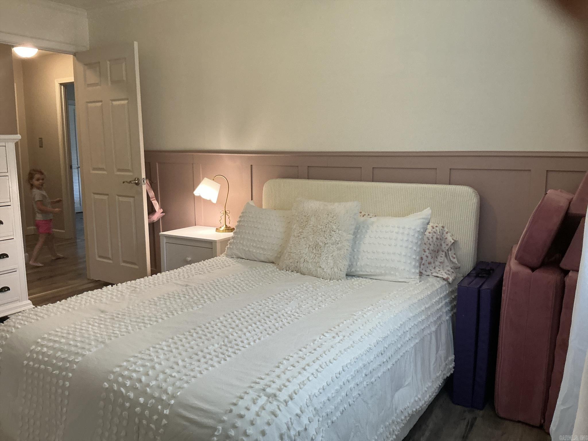 BEVERLY PLACE - Residential