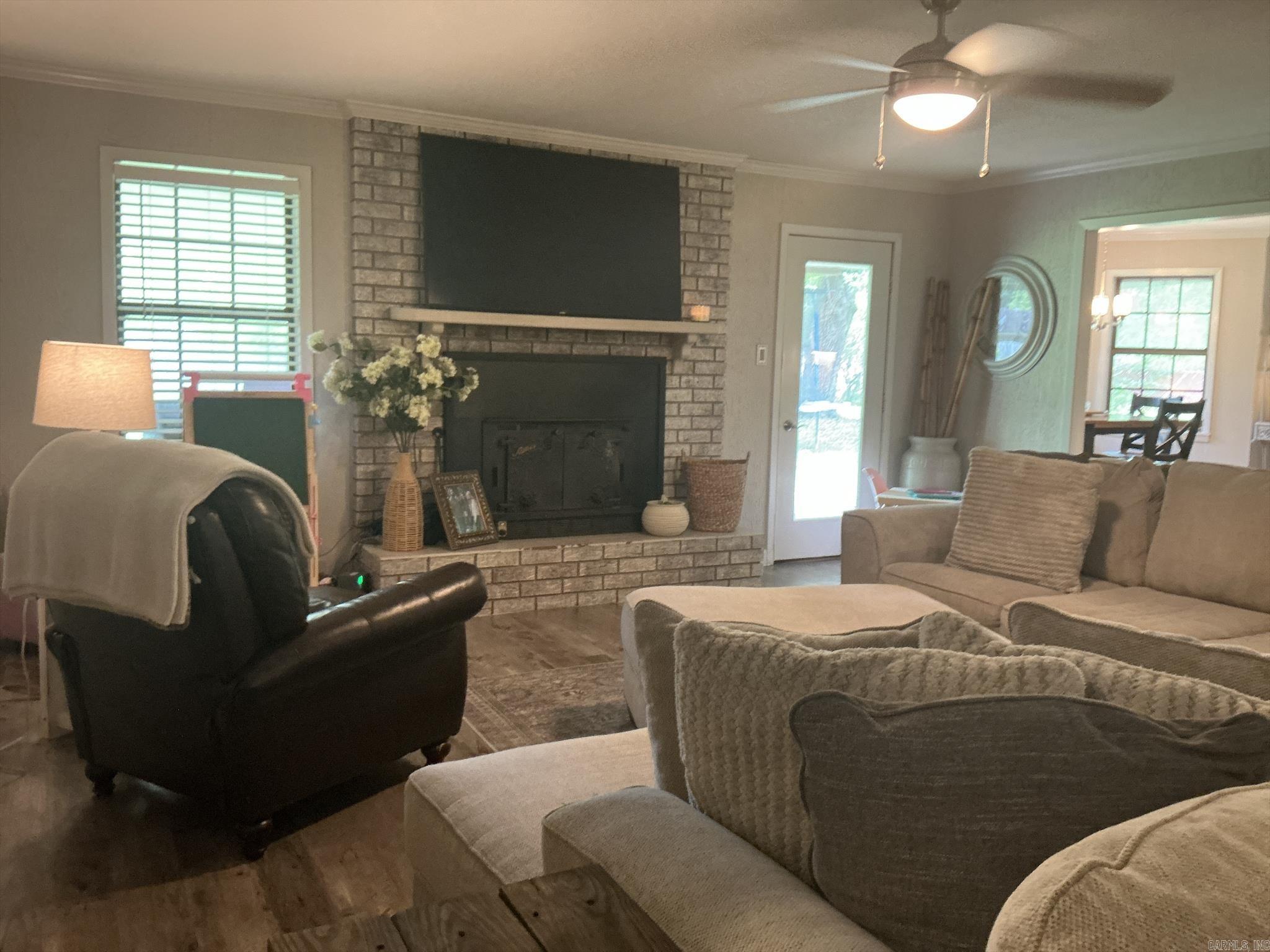BEVERLY PLACE - Residential
