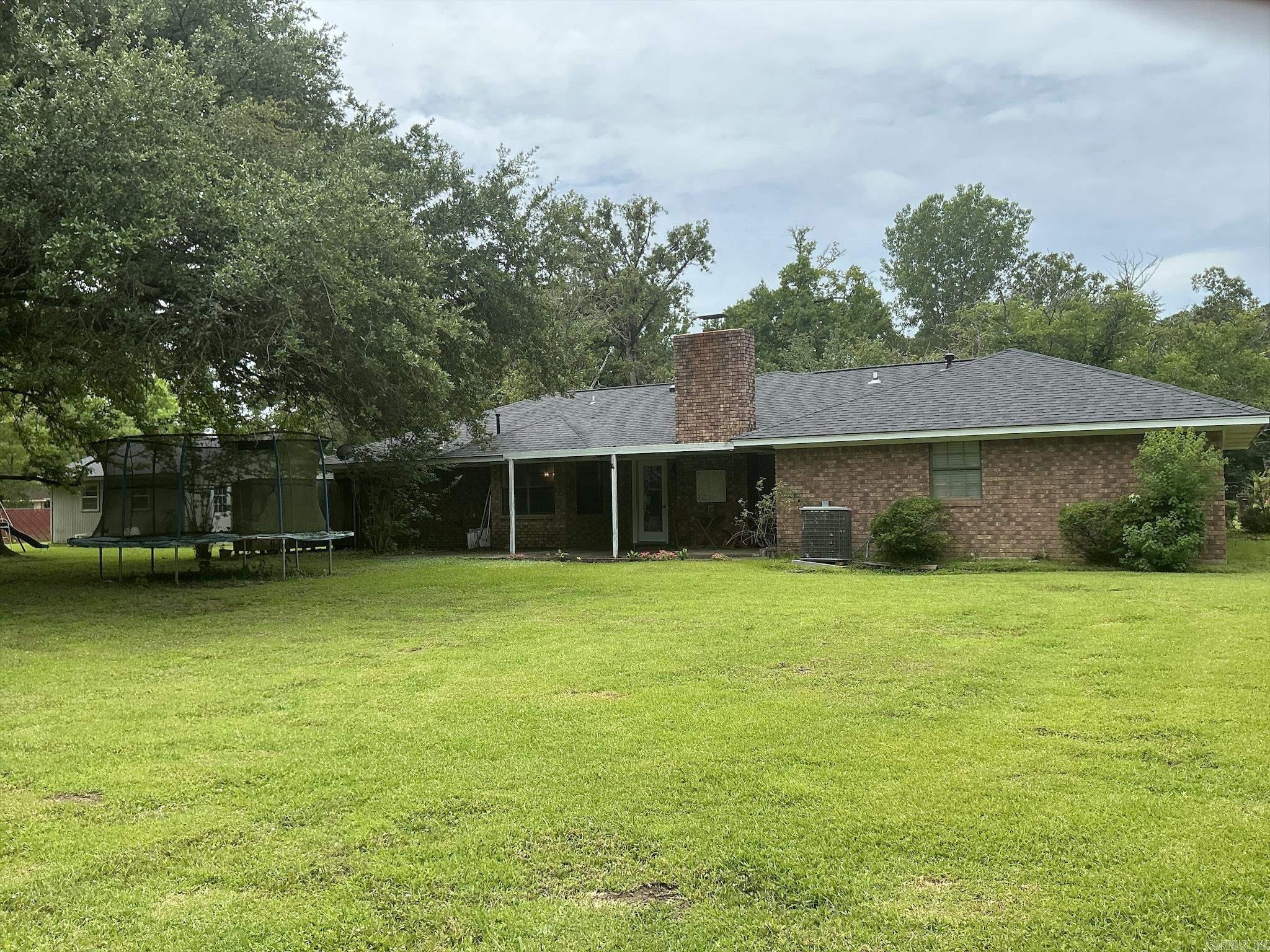 BEVERLY PLACE - Residential