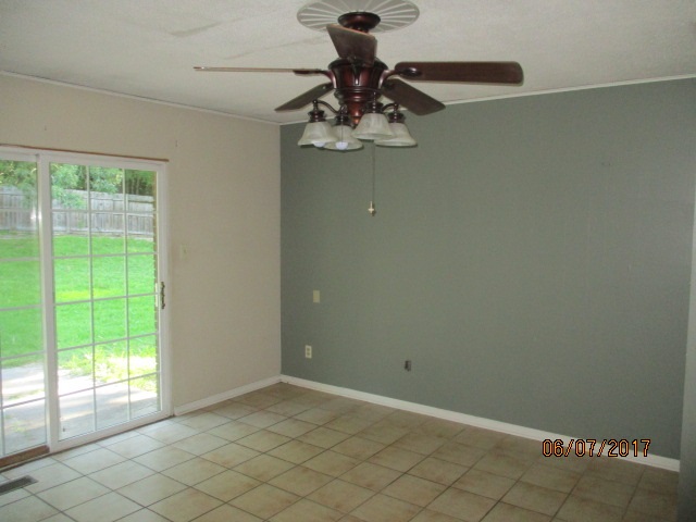 Lynnwood Acres - Residential