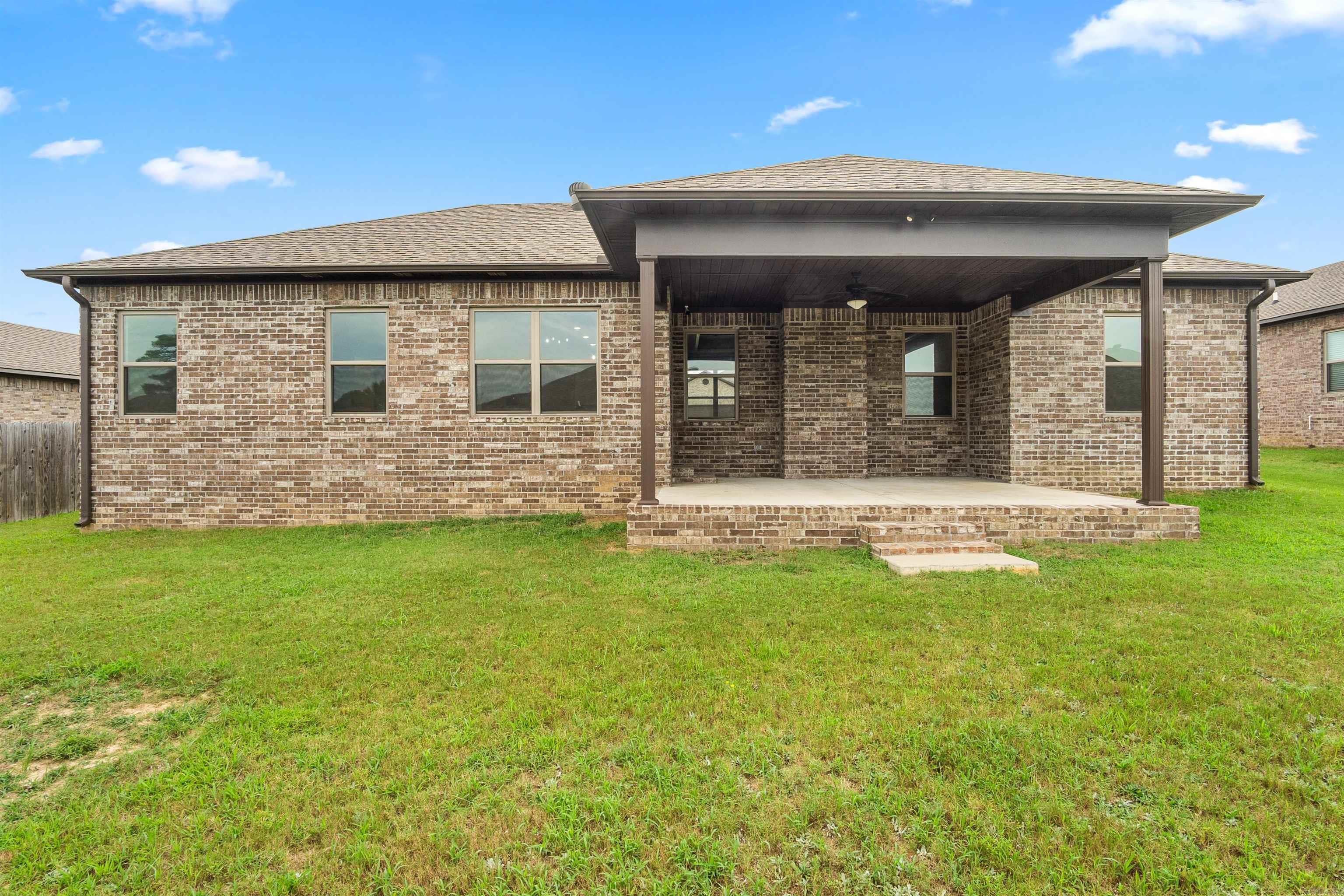 HERITAGE MEADOWS - Residential