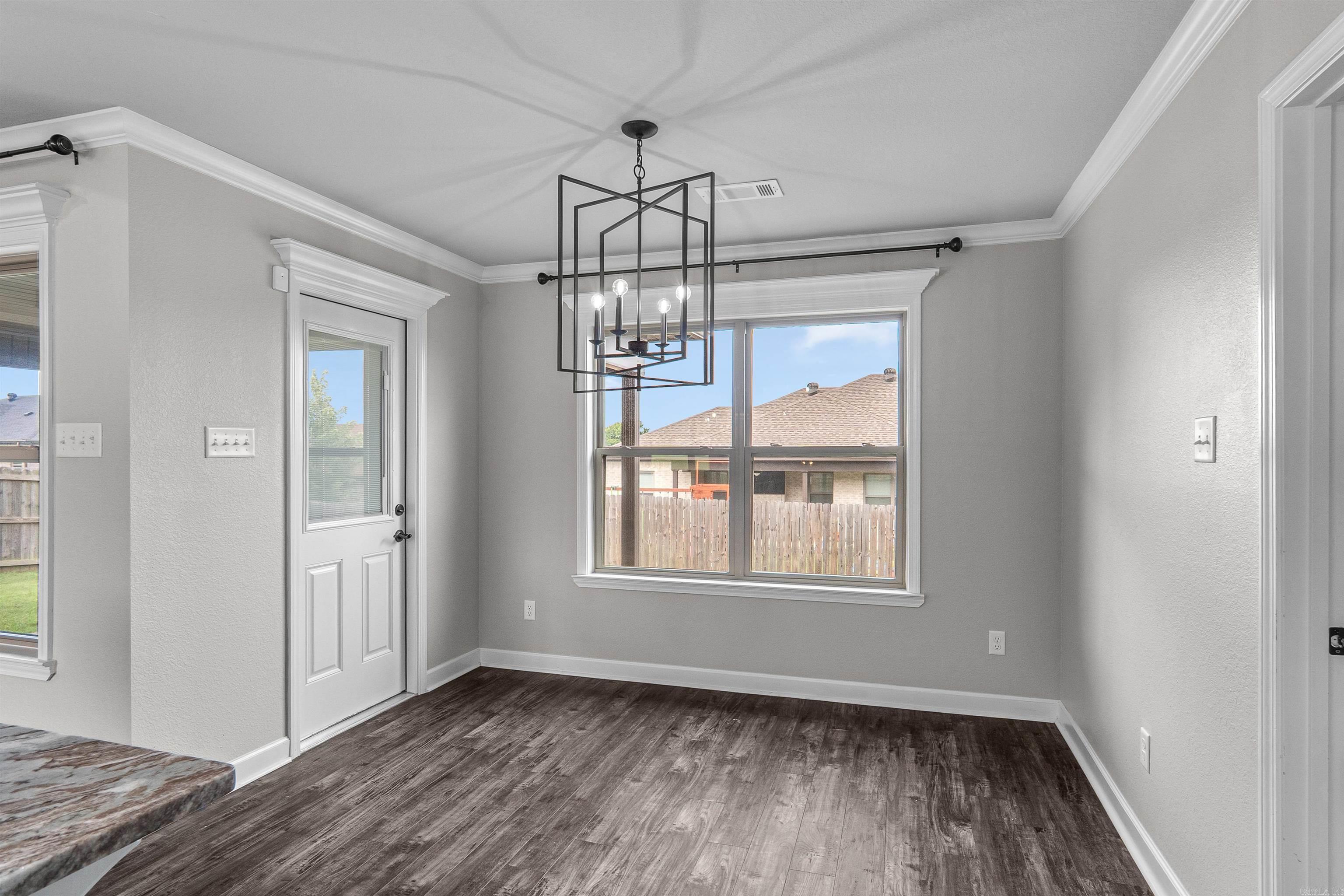 HERITAGE MEADOWS - Residential