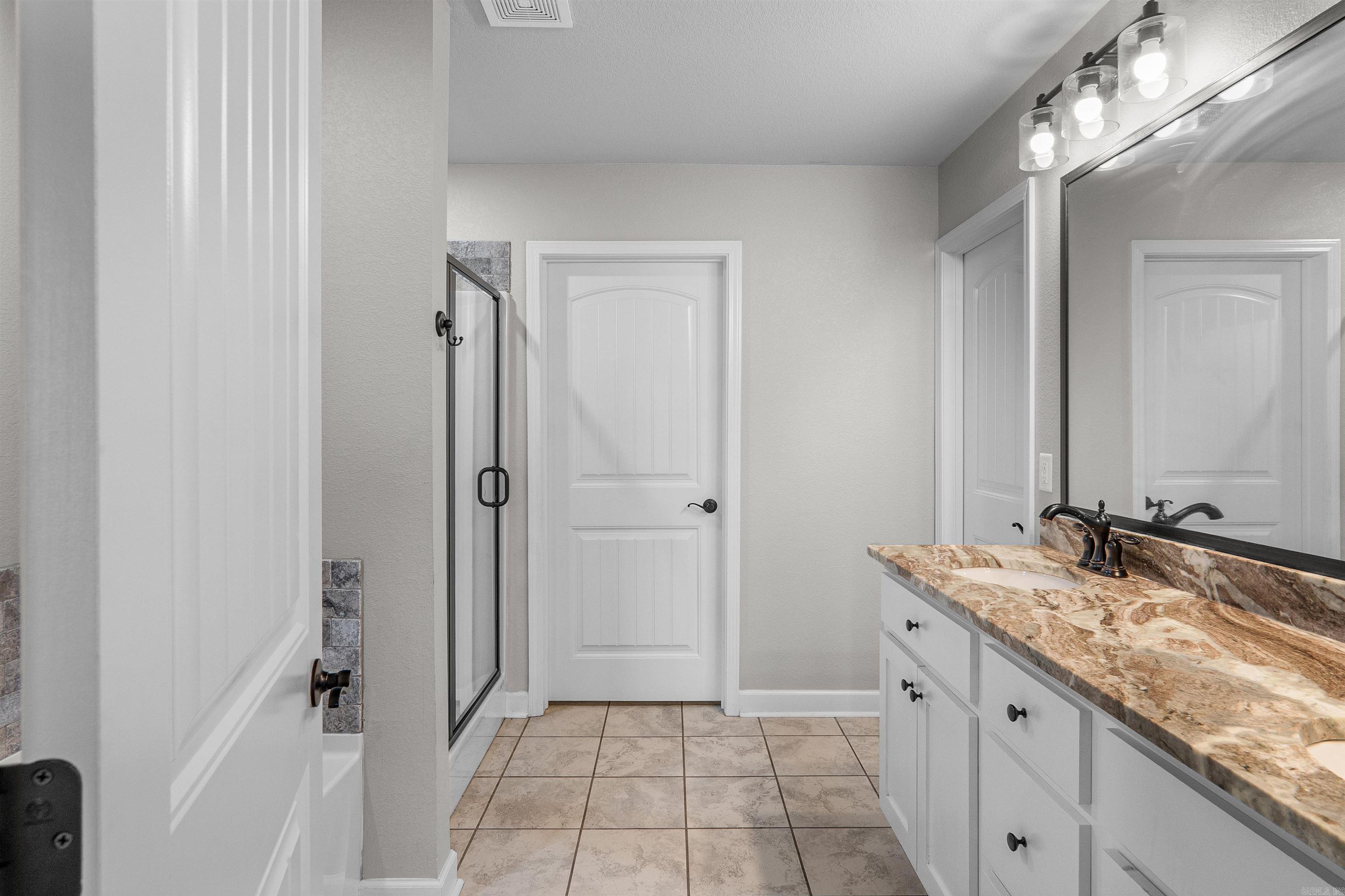 HERITAGE MEADOWS - Residential