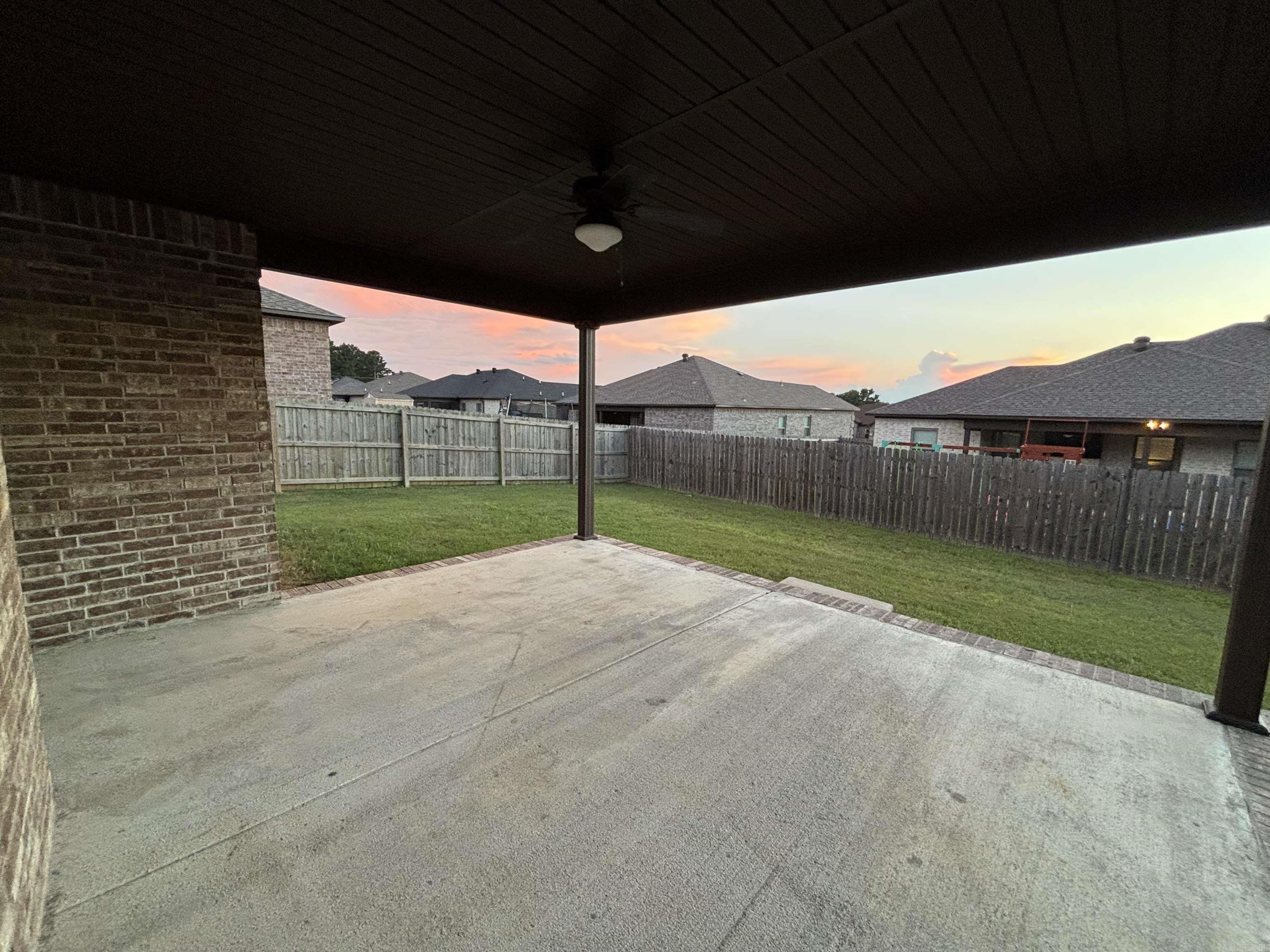 HERITAGE MEADOWS - Residential