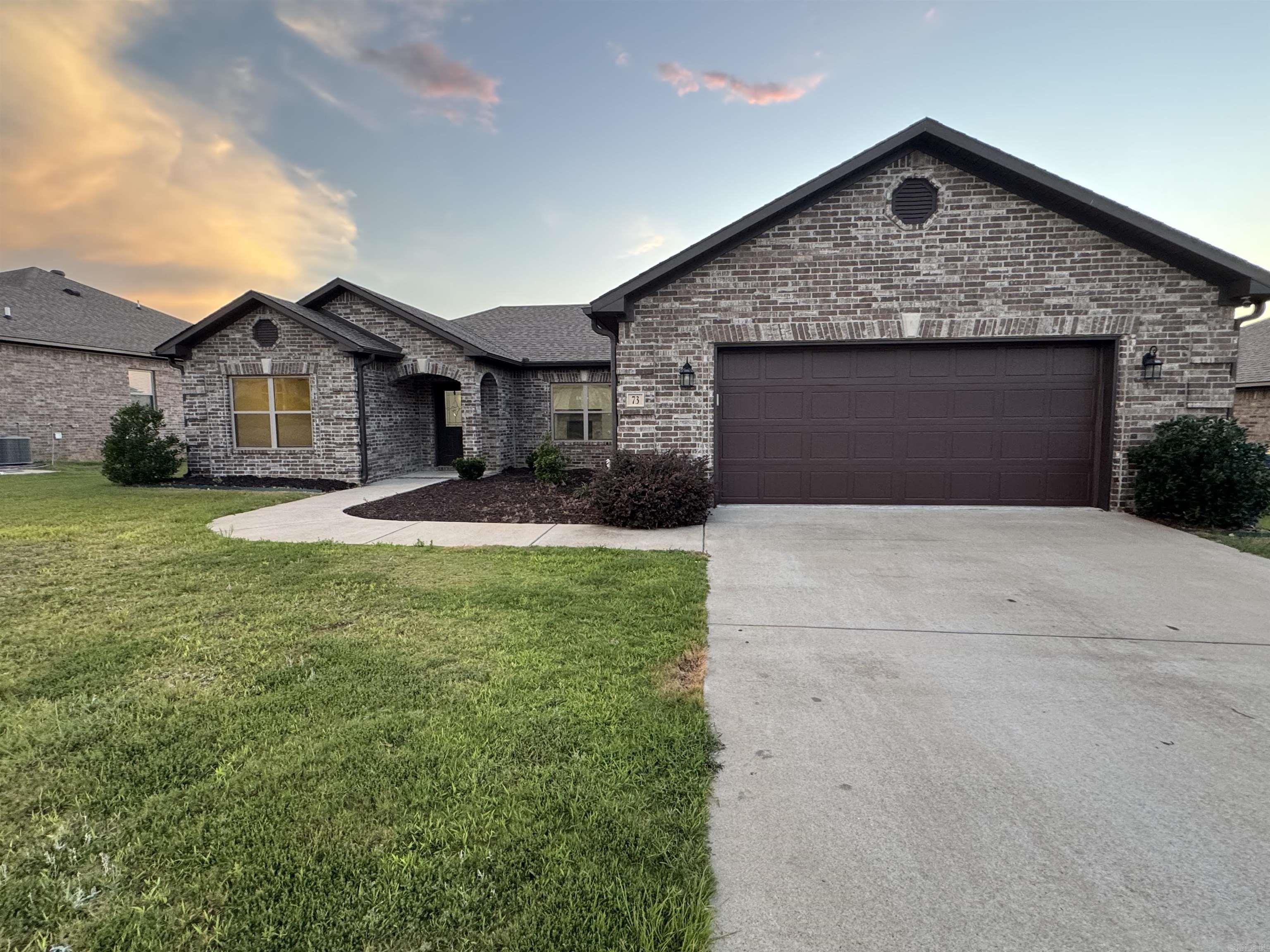 HERITAGE MEADOWS - Residential
