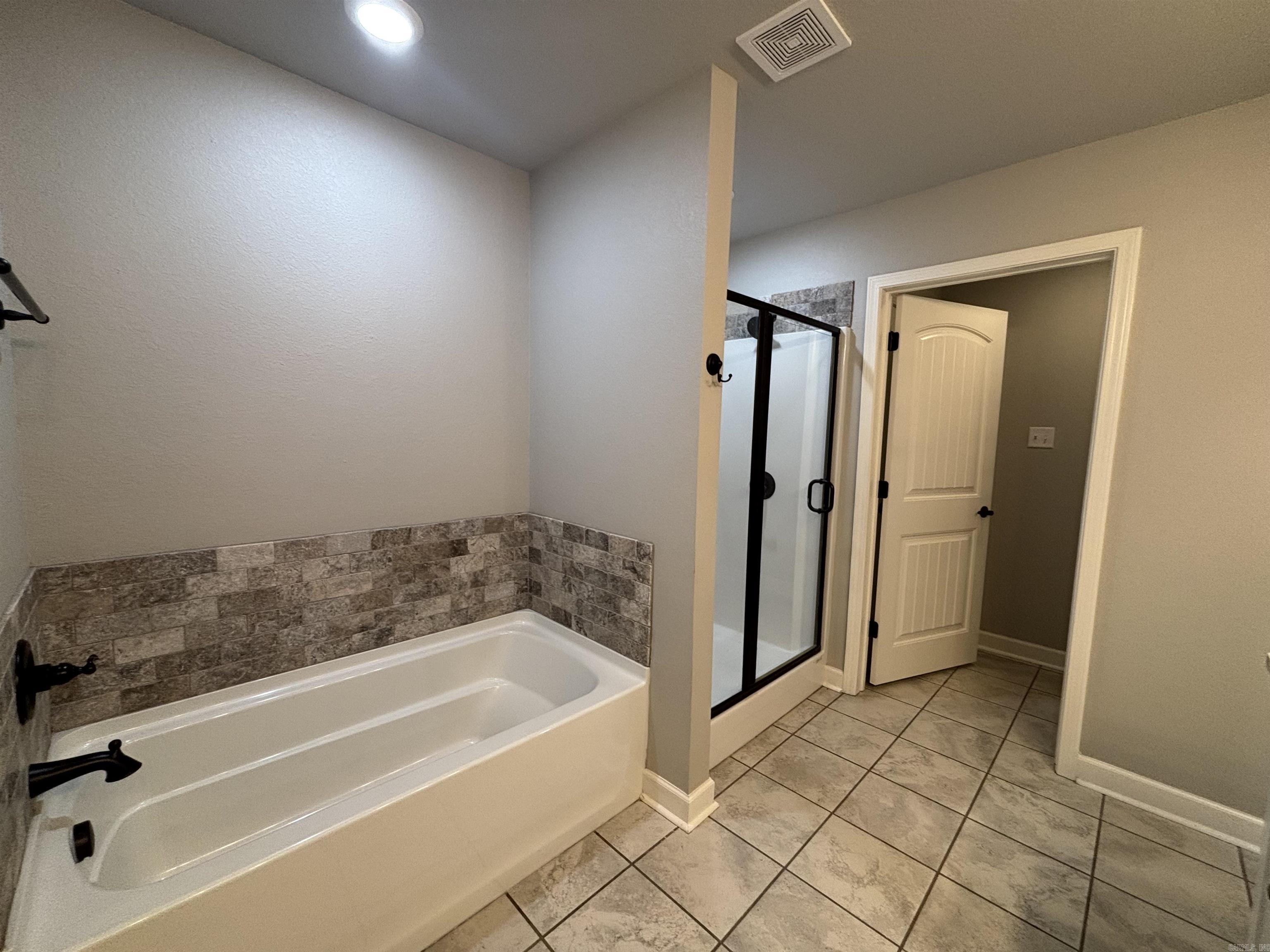 HERITAGE MEADOWS - Residential