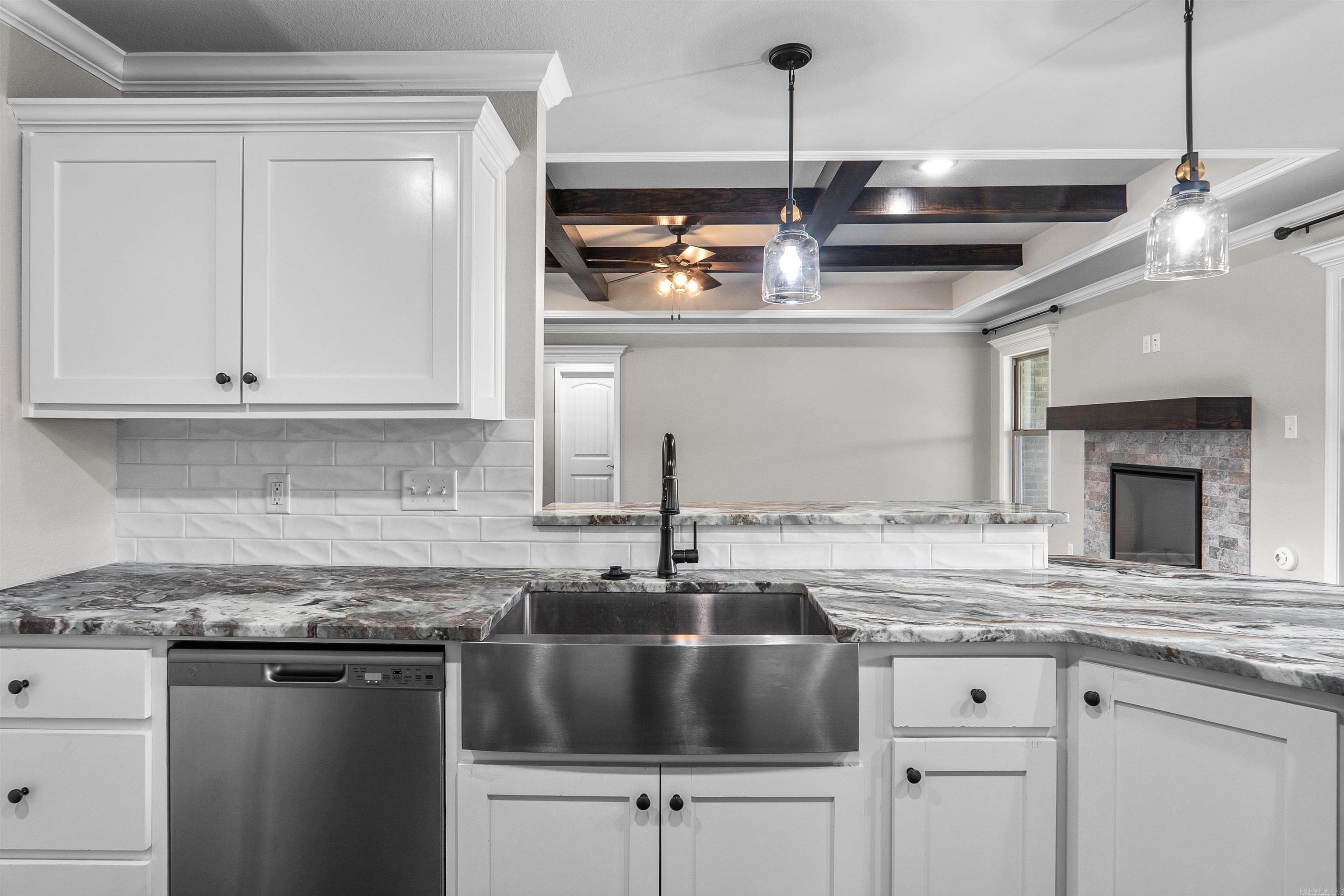 HERITAGE MEADOWS - Residential