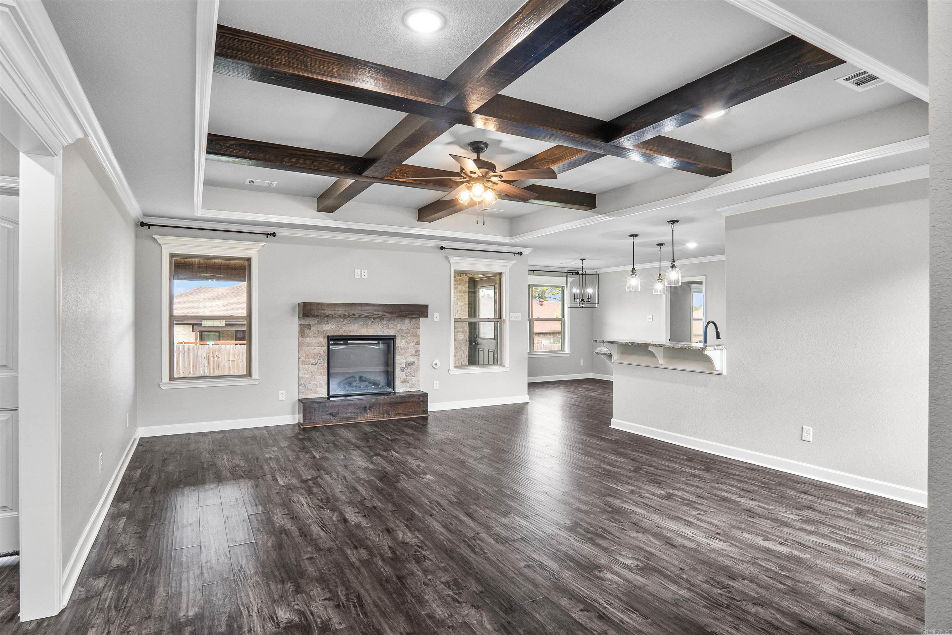 HERITAGE MEADOWS - Residential