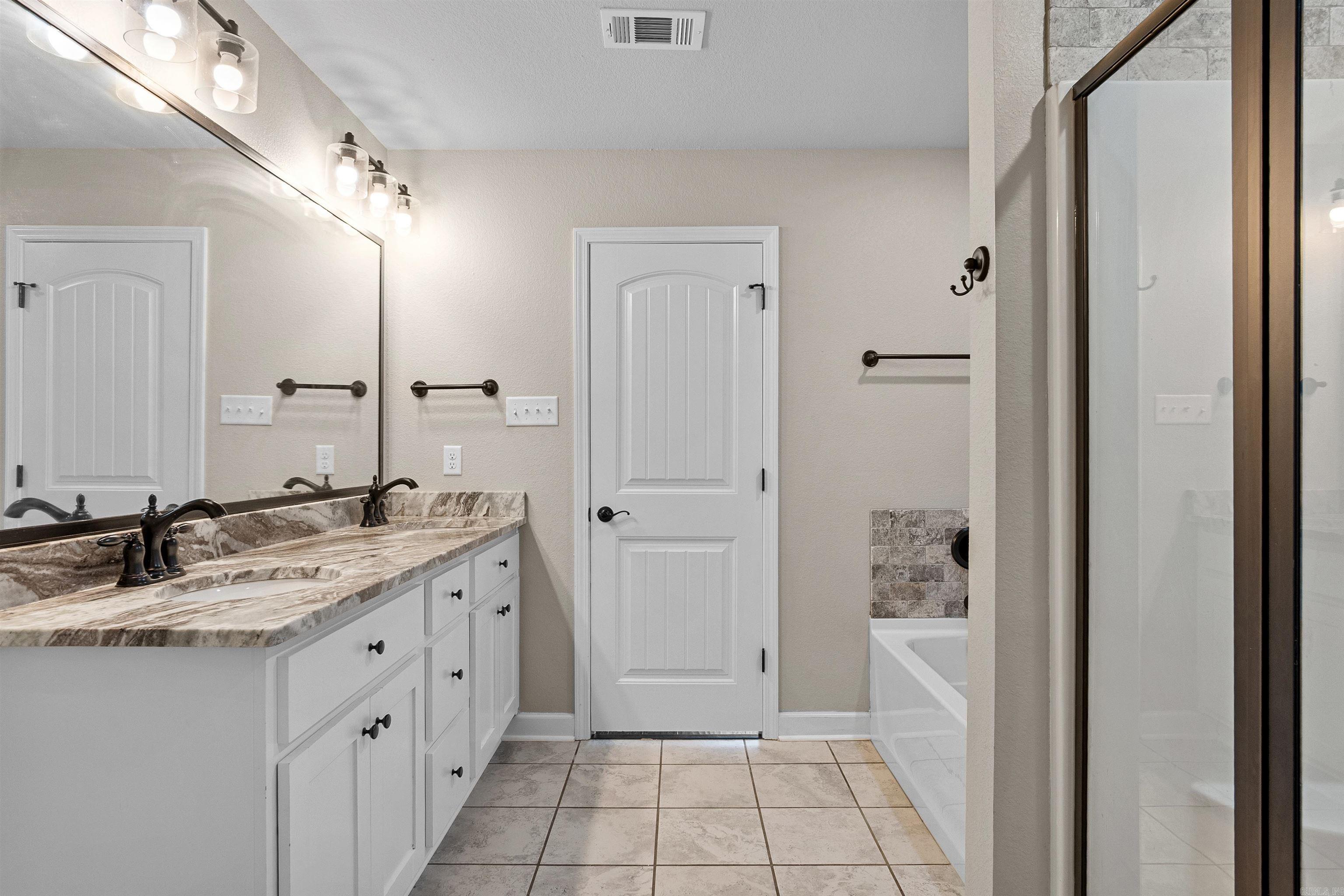HERITAGE MEADOWS - Residential