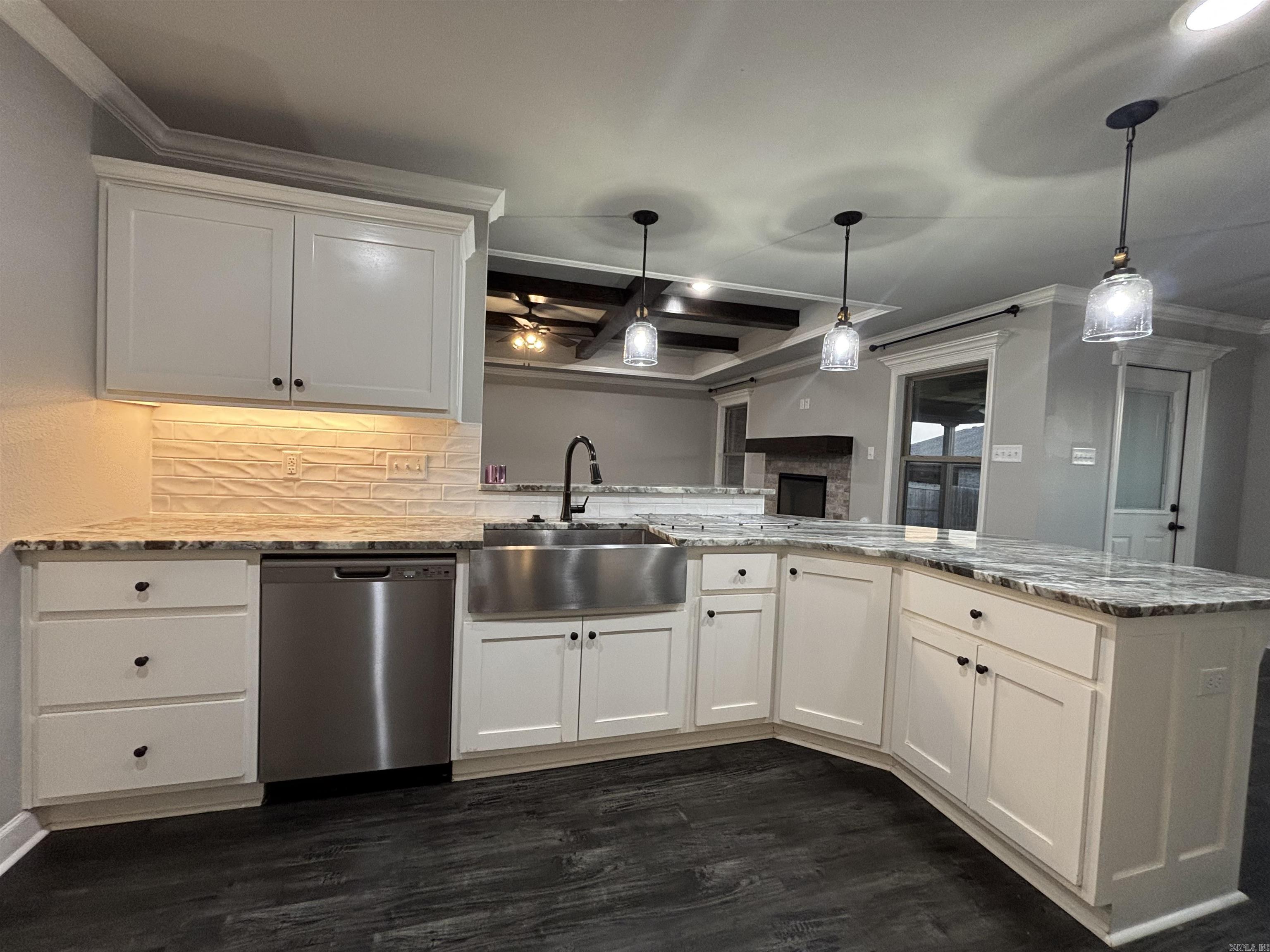 HERITAGE MEADOWS - Residential