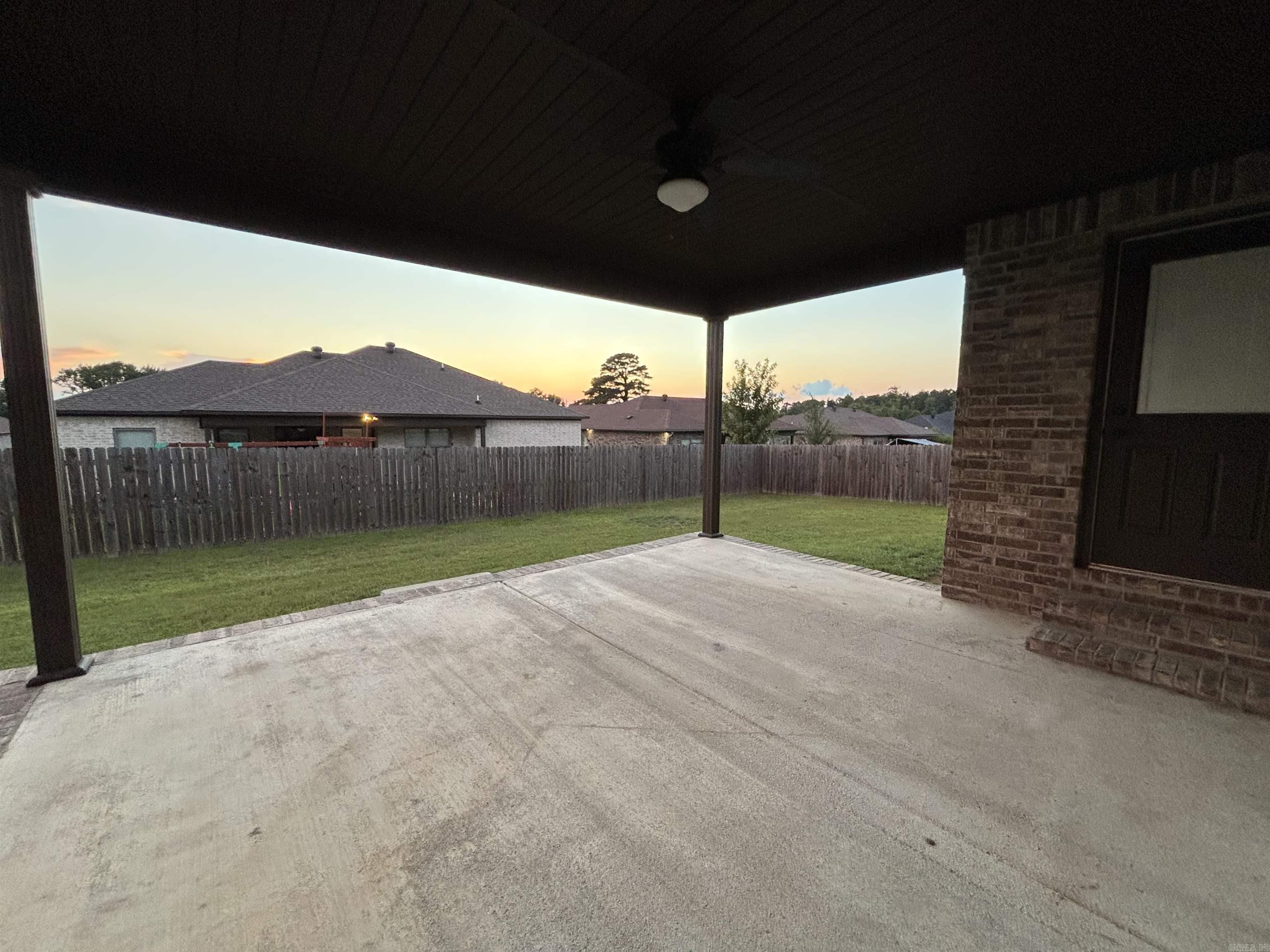 HERITAGE MEADOWS - Residential