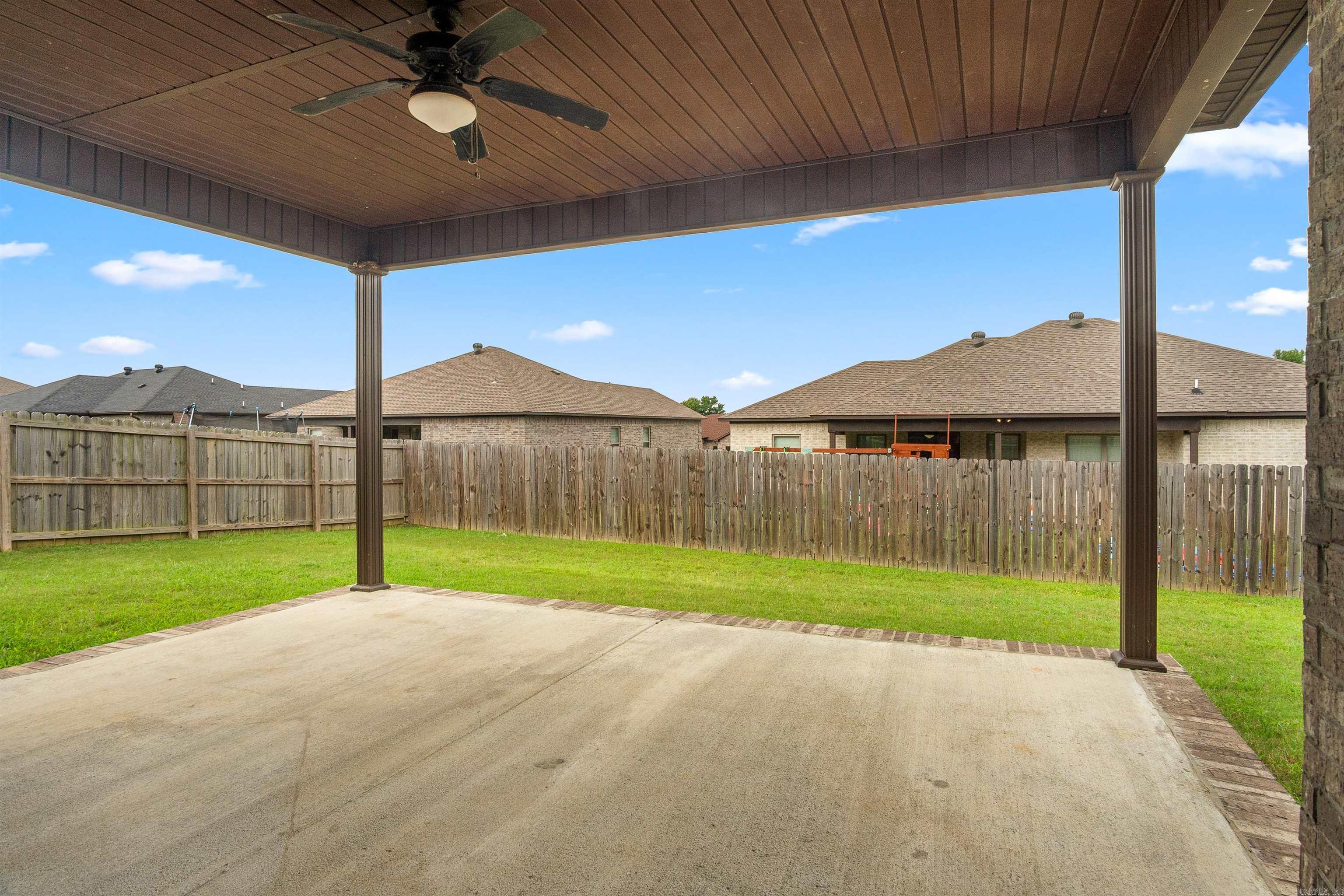 HERITAGE MEADOWS - Residential