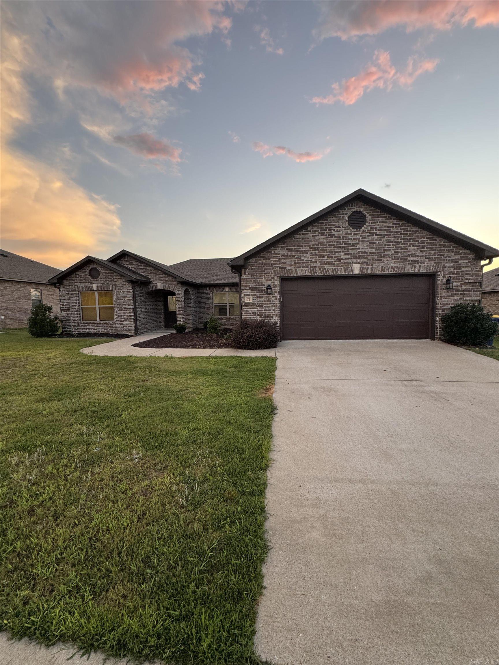 HERITAGE MEADOWS - Residential