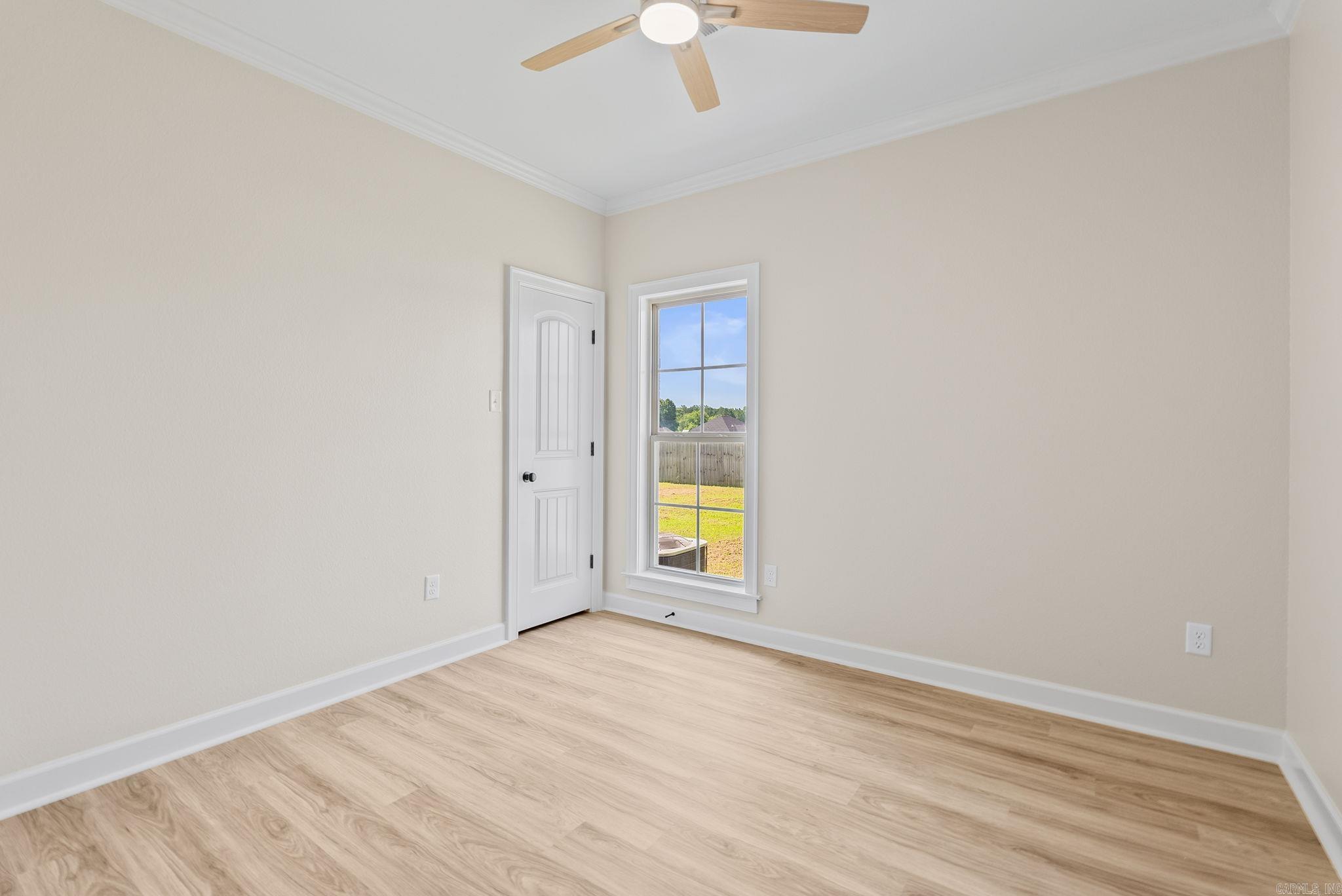 HUNTINGTON ESTATES - Residential
