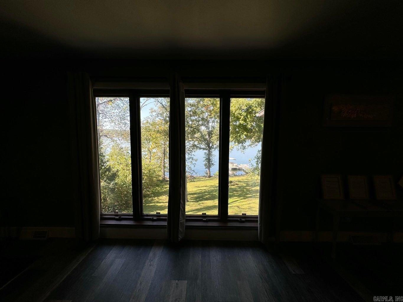 NORTH SHORE - Residential