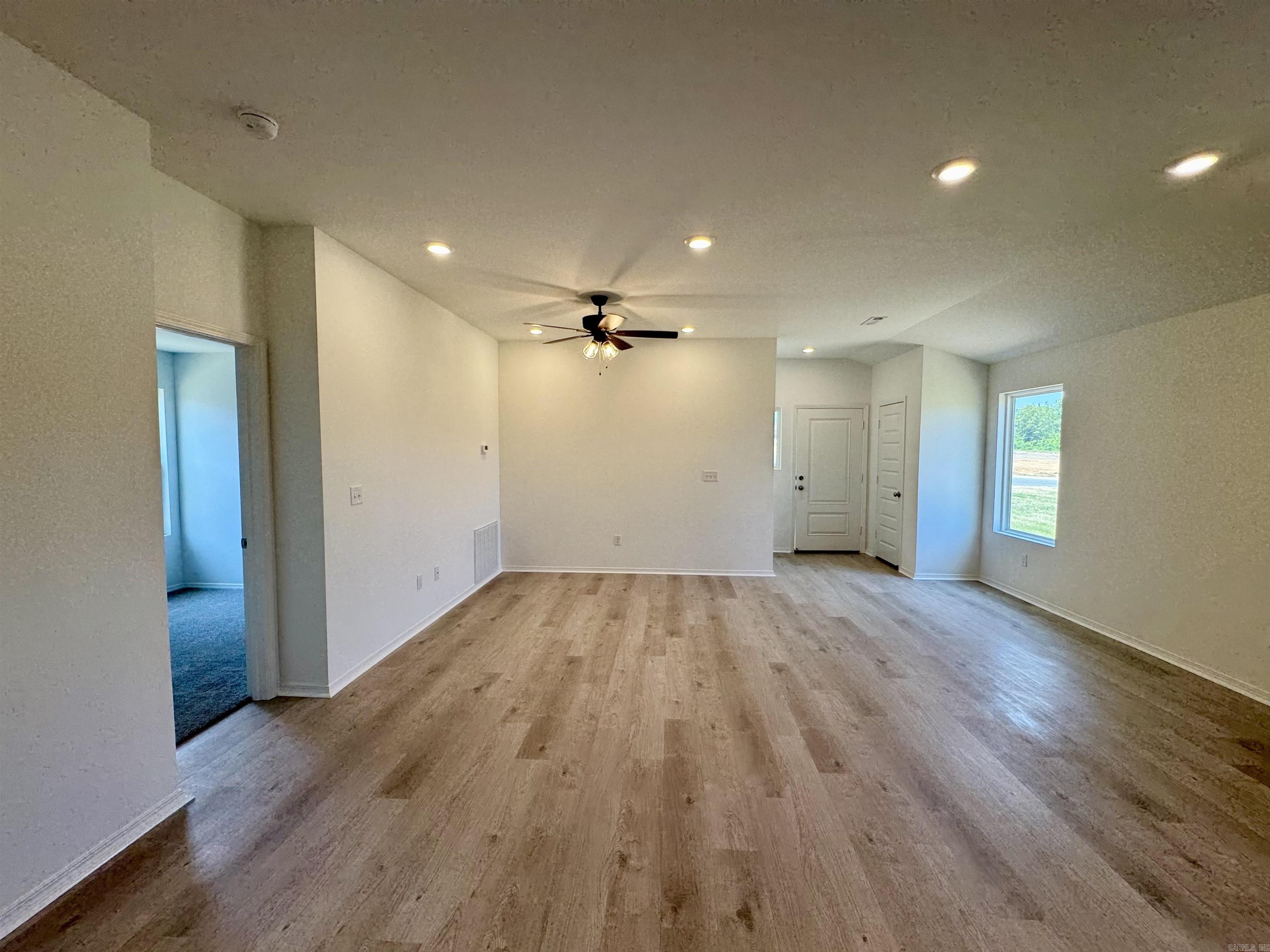 THE MEADOWS - Residential