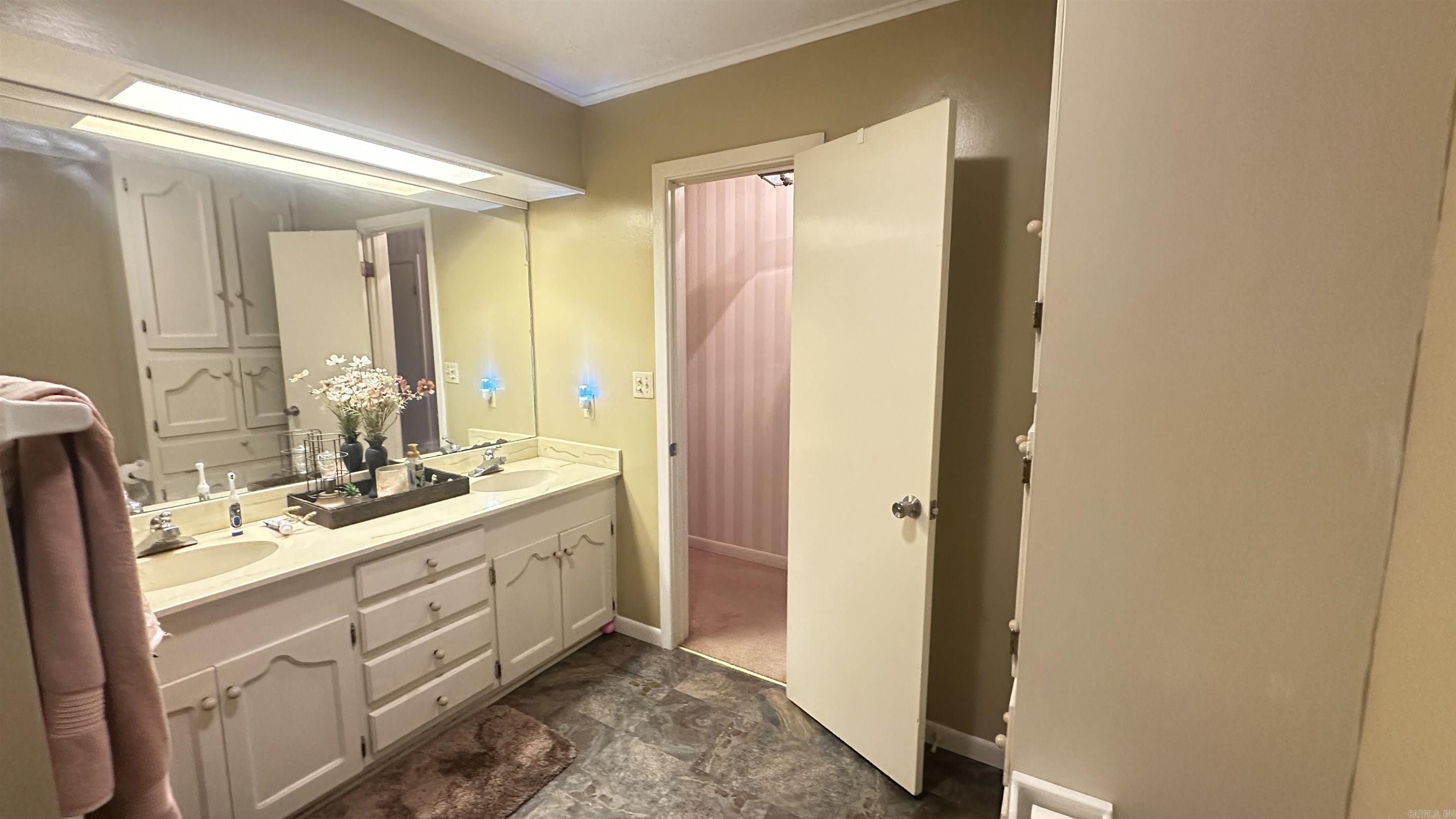 Original Mineral Springs - Residential