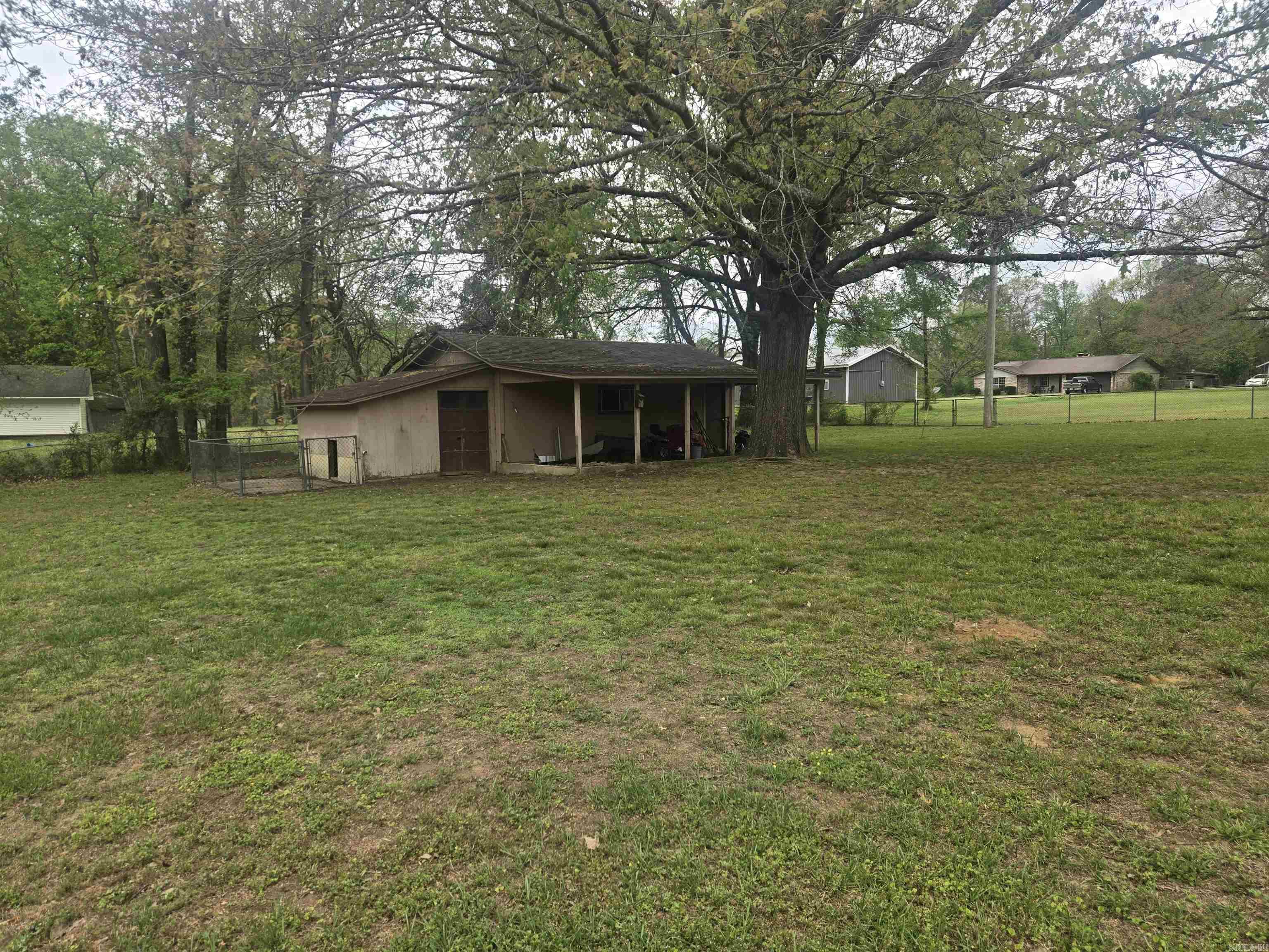 Original Mineral Springs - Residential