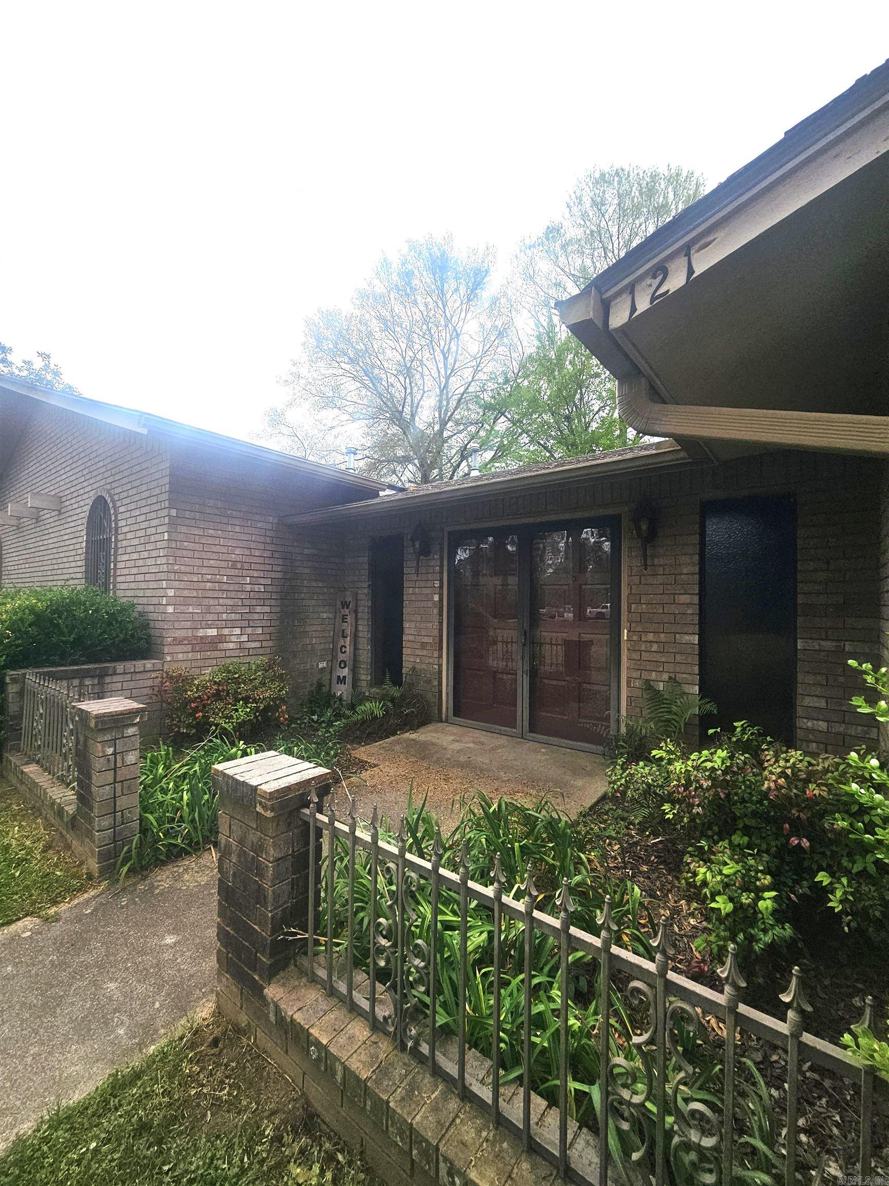 Original Mineral Springs - Residential