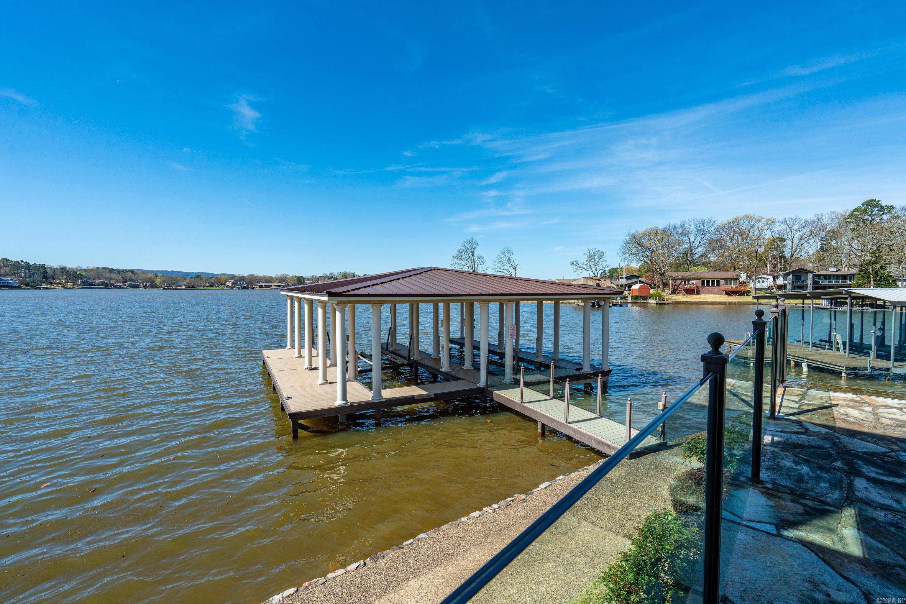 LAKEVIEW - Residential