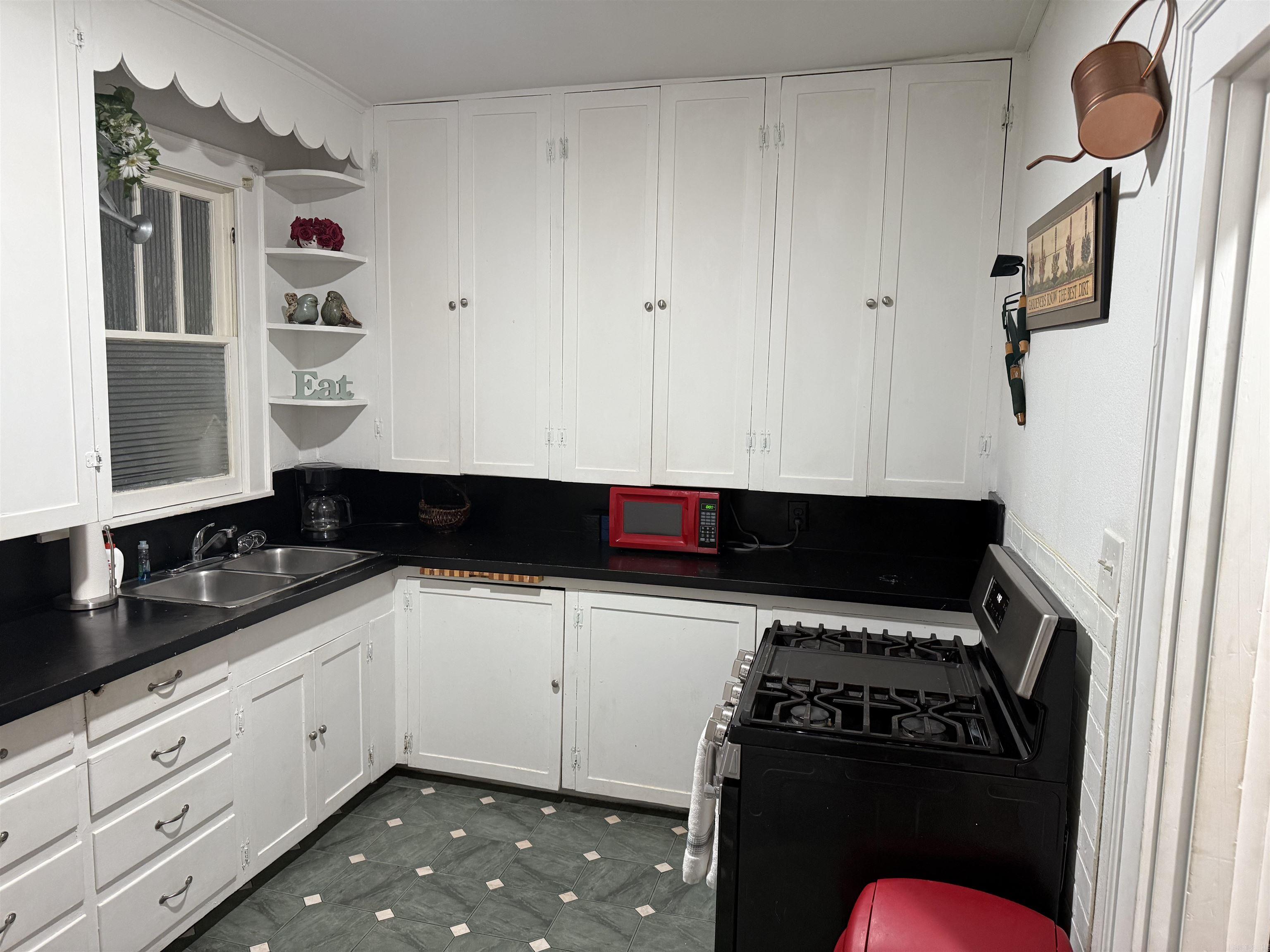 HSR BLK - Residential