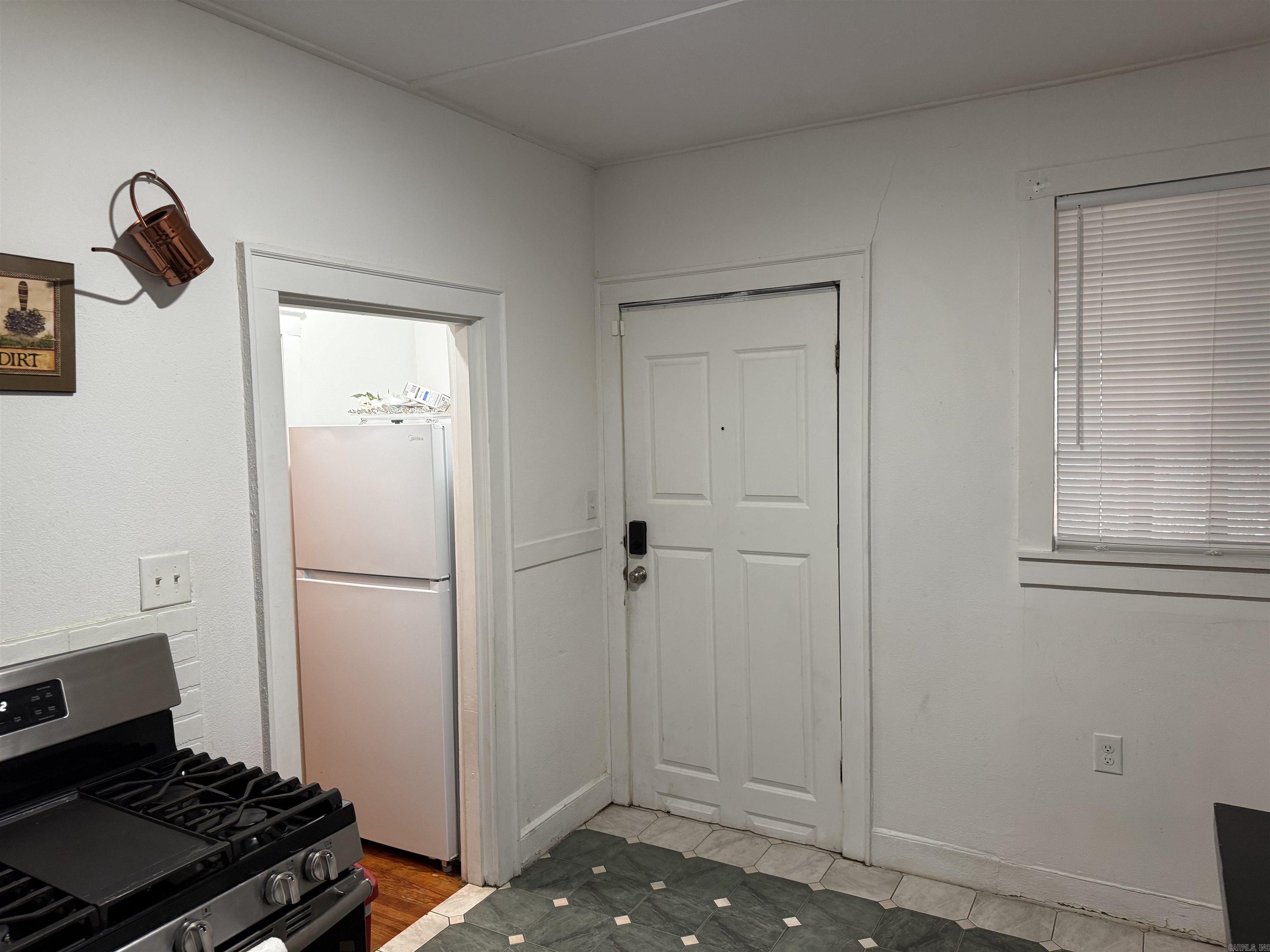 HSR BLK - Residential