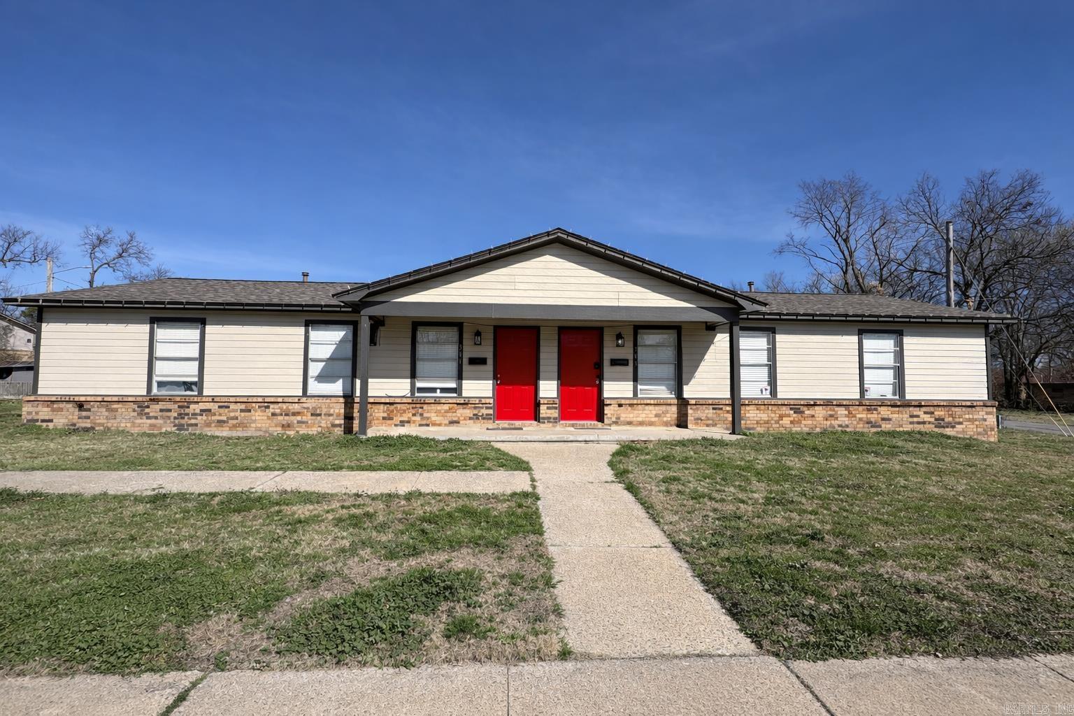 **SELLER FINANCING AVAILABLE** Freshly renovated duplex in the heart of North Argenta offering style, space, and convenience. Each side mirrors the other with updated wood floors throughout, granite countertops, stainless steel appliances, and spacious rooms designed for comfortable living. The layout provides a modern feel while maintaining functionality, making it perfect for both homeowners and investors. Situated at 301 N. 19th St. in North Little Rock, the property also offers multiple parking spaces and easy access to downtown, restaurants, and entertainment, placing you right in the middle of one of the area’s most vibrant and growing districts. Seller has additional properties available—please inquire for more details. Property is tenant occupied. Photos are enhanced by AI for decluttering purposes only. Video walk through available upon request. **Agents see remarks for showing availability**