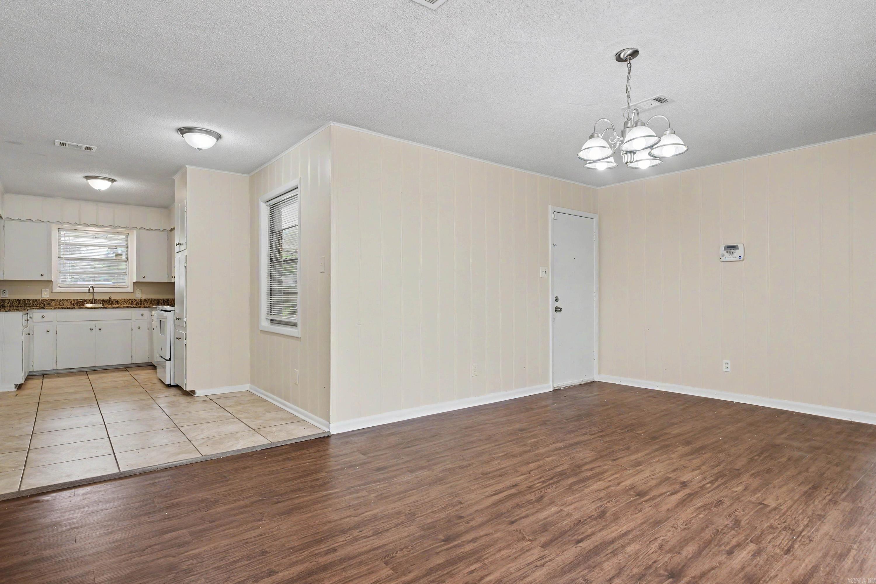 TOMLINSON ADDN - Residential