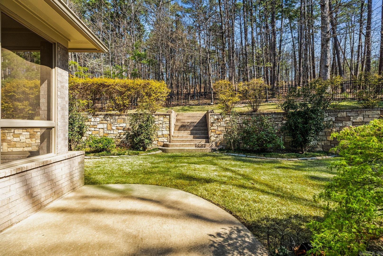 CHENAL DOWNS - Residential