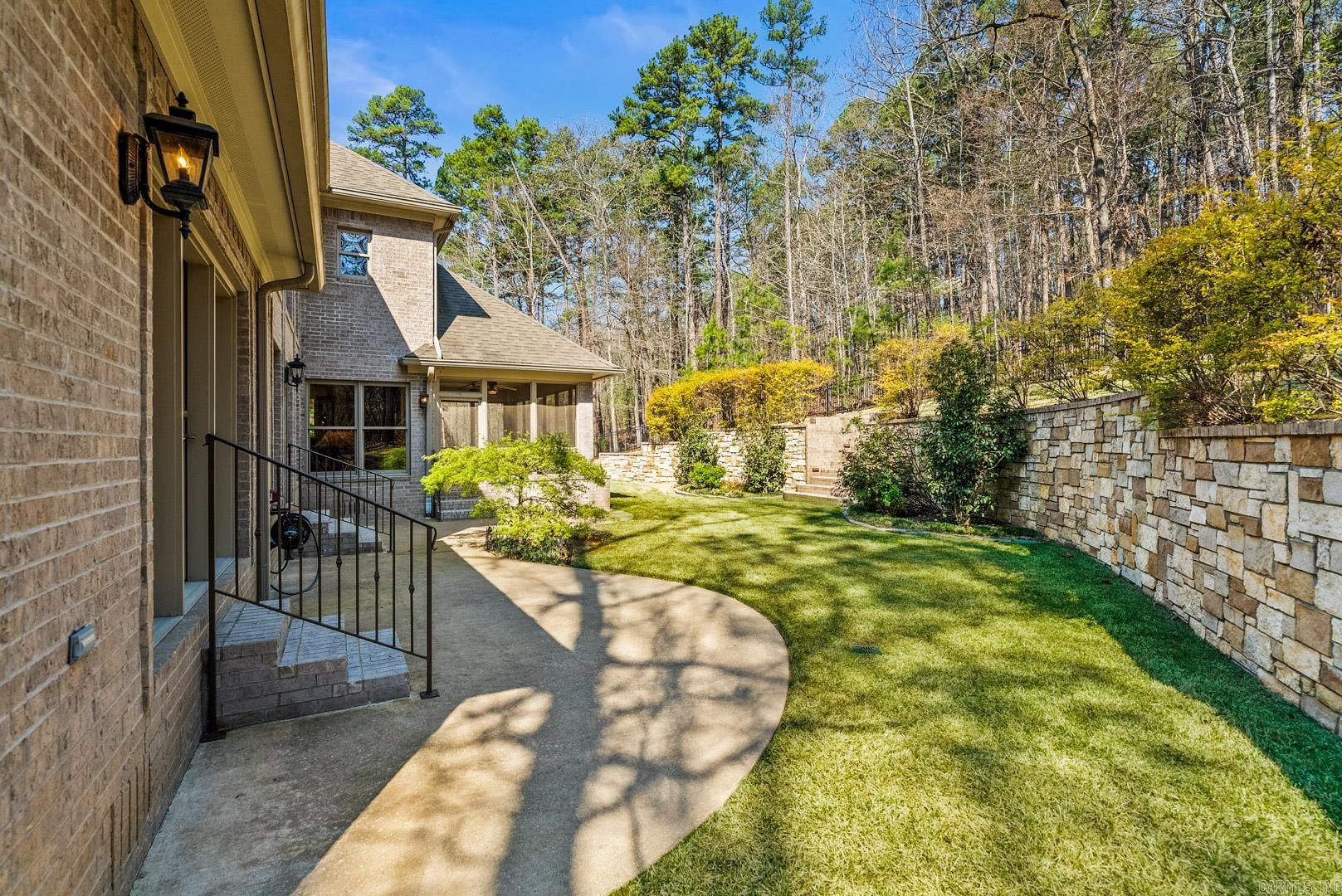 CHENAL DOWNS - Residential