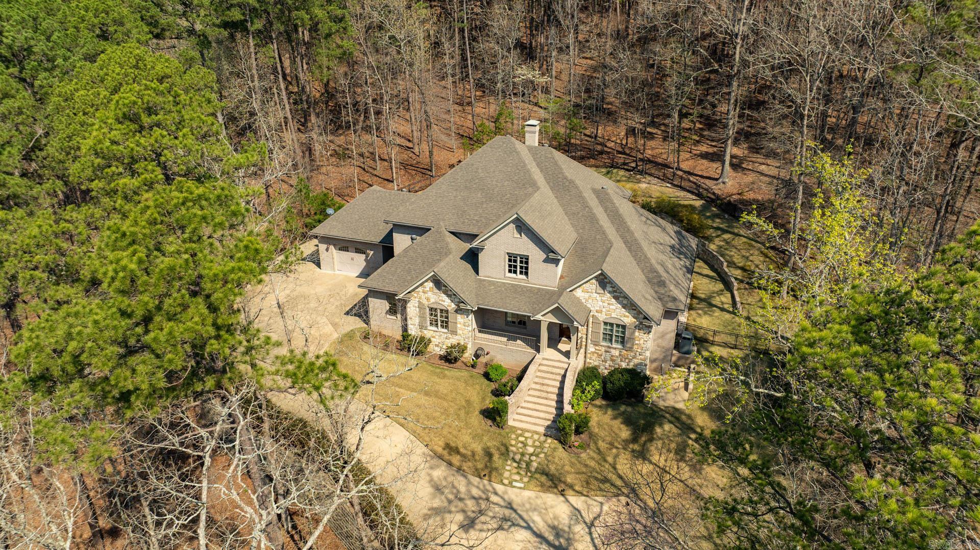 CHENAL DOWNS - Residential