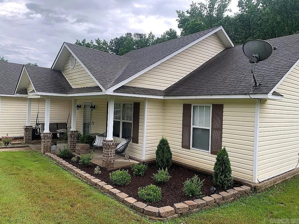 Great home in an established subdivision.