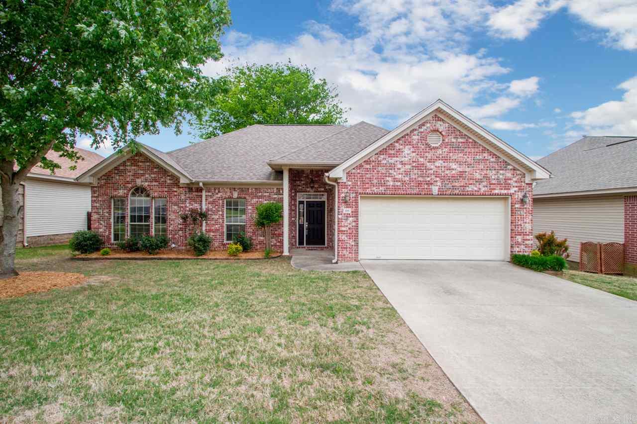 Very well-maintained home in Westfield! 3 bedrooms, 2 baths on a level lot! Huge master suite with two walk in closets, shower and jetted tub. Beautiful laminate flooring, Large family room, neutral colors, a large kitchen with a gas range, separate laundry and spacious pantry! Large deck overlooking a fully fenced backyard! Easy access to downtown LR and surrounding areas. You don't want to miss this one!