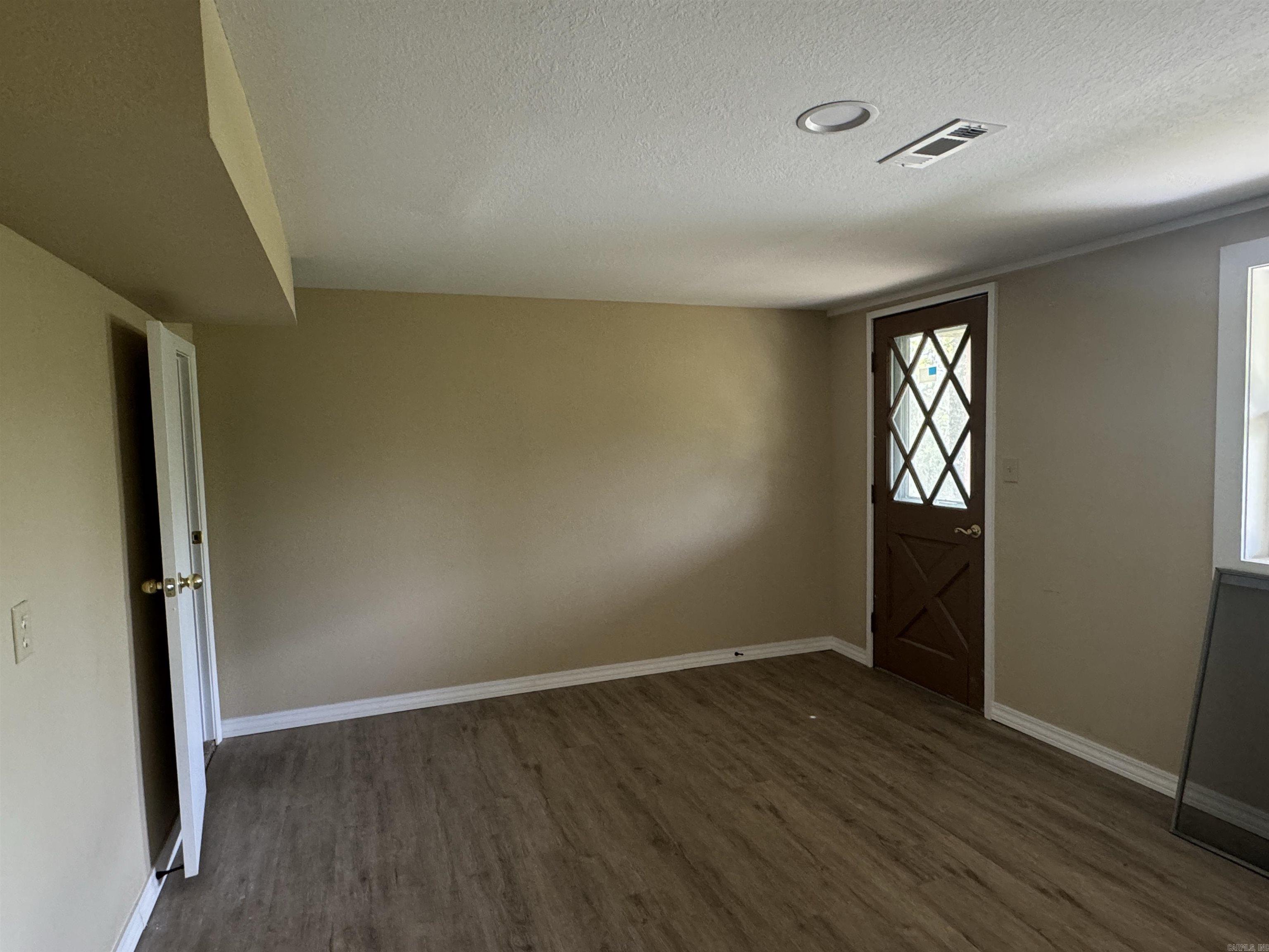 Lynwood - Residential