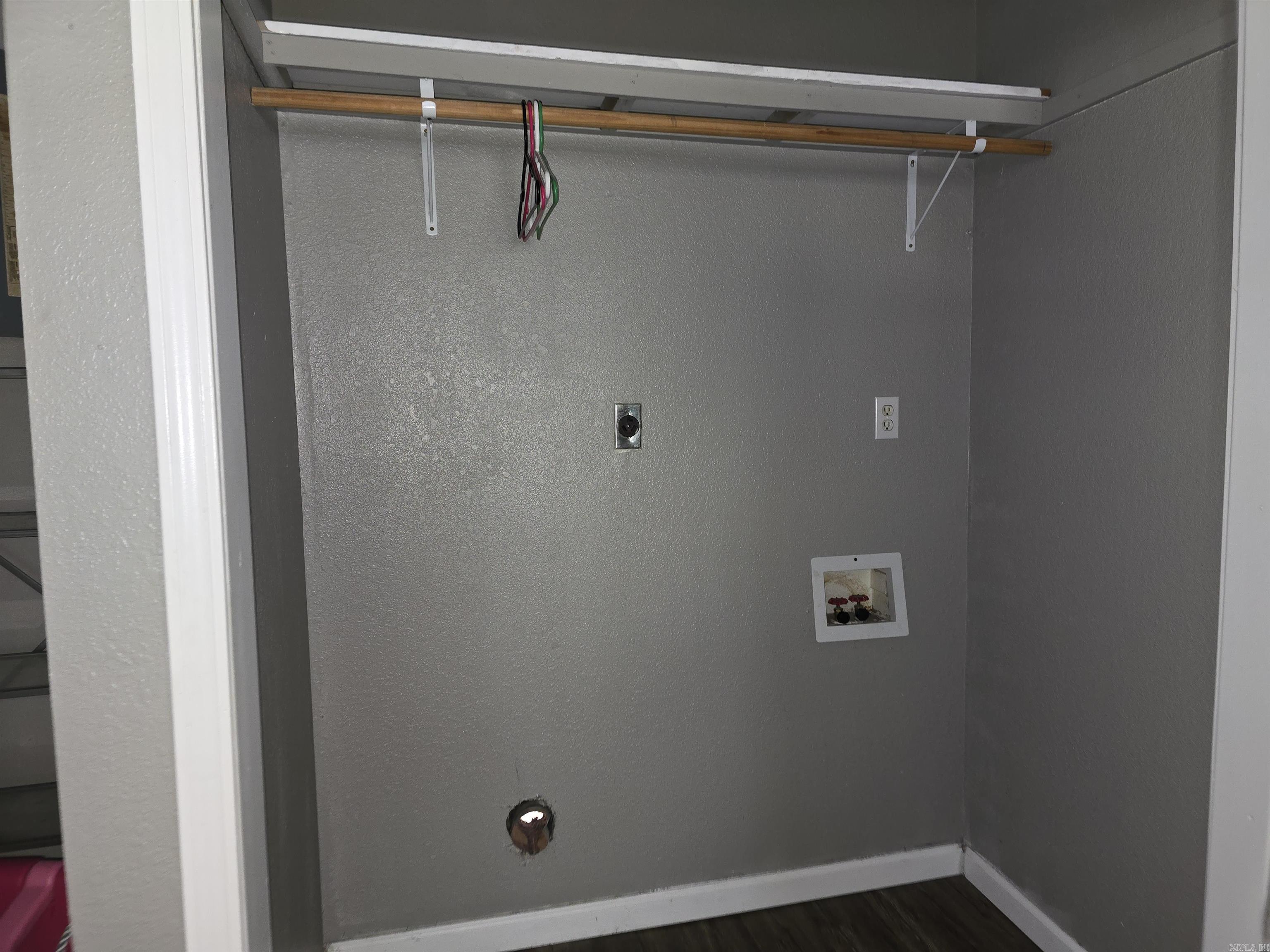 WEST PINES - Residential