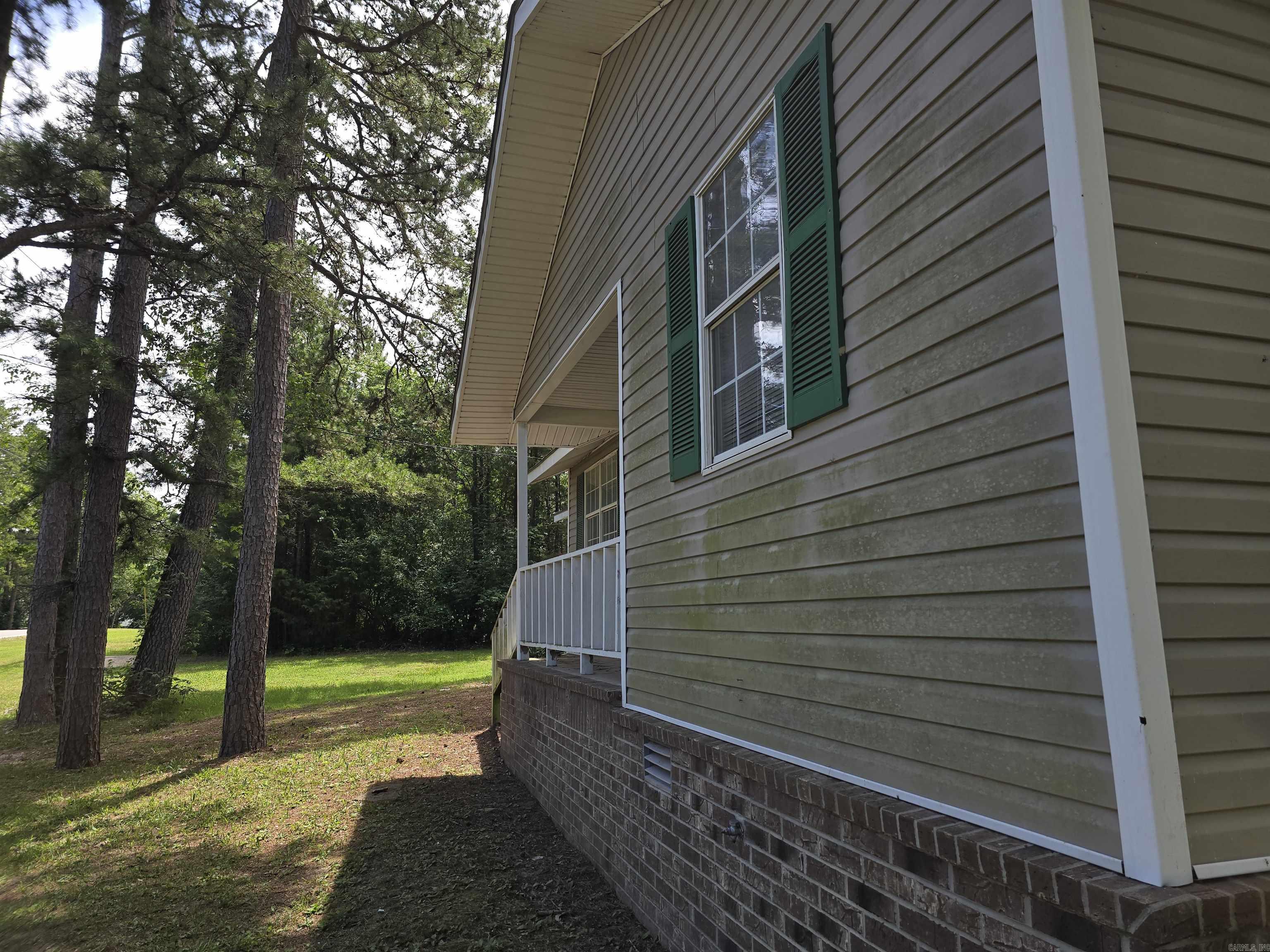 WEST PINES - Residential