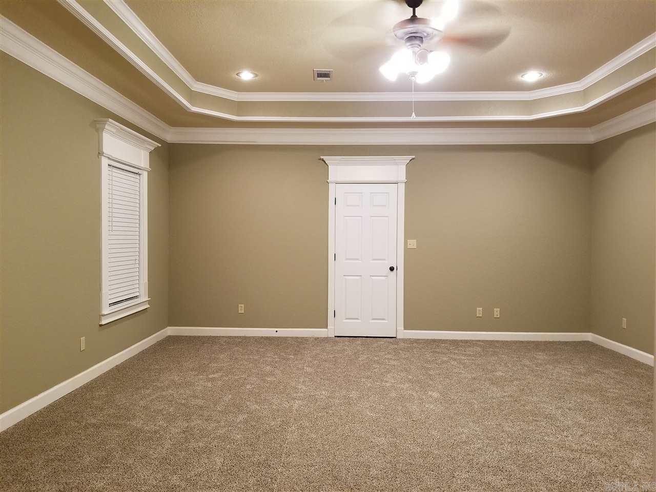 MILLERS CROSSING - Residential Lease