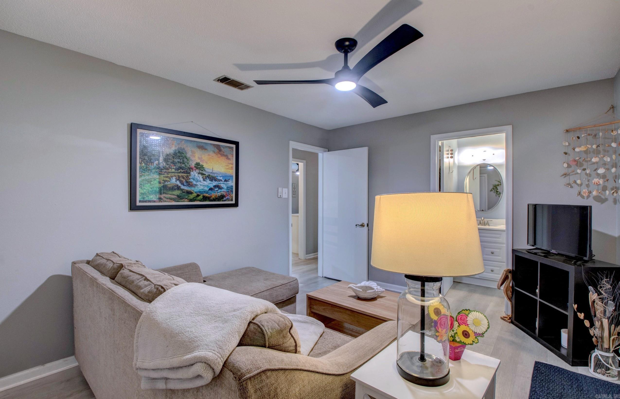 LAKE SAIL-EM I - Residential