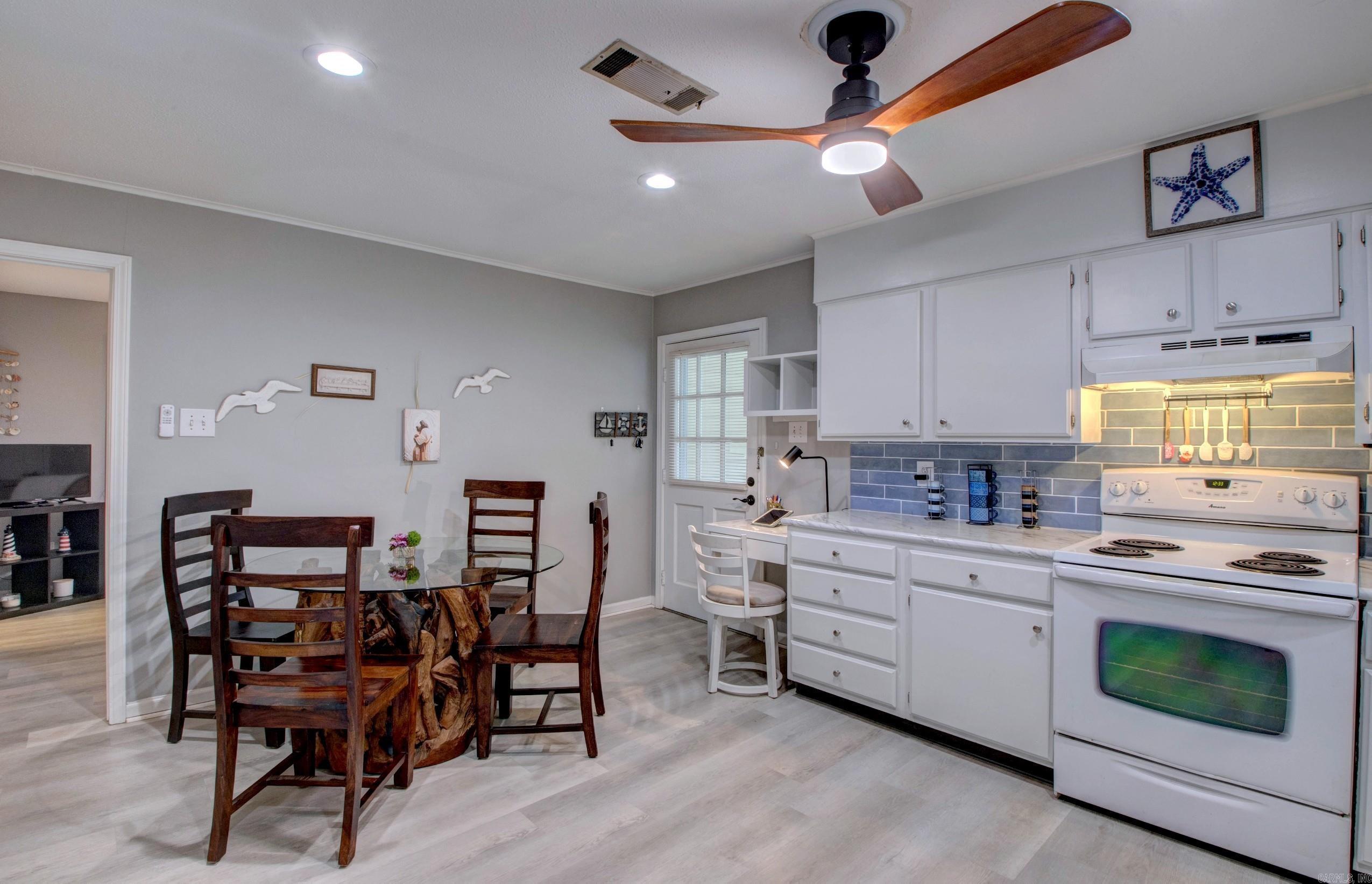 LAKE SAIL-EM I - Residential
