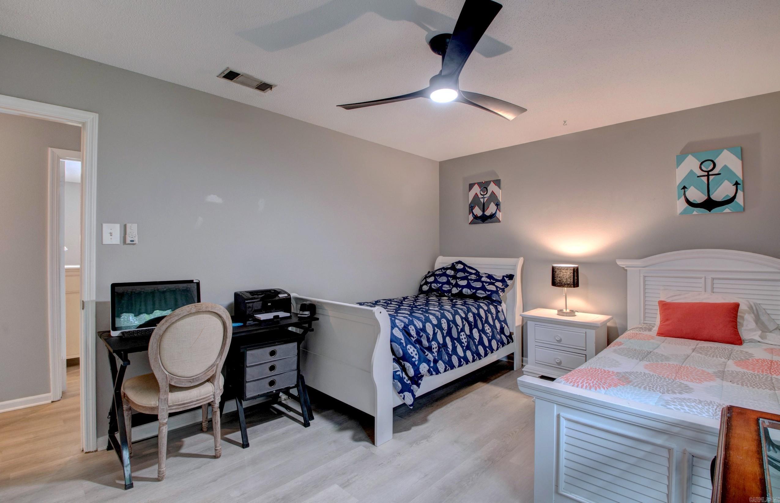 LAKE SAIL-EM I - Residential