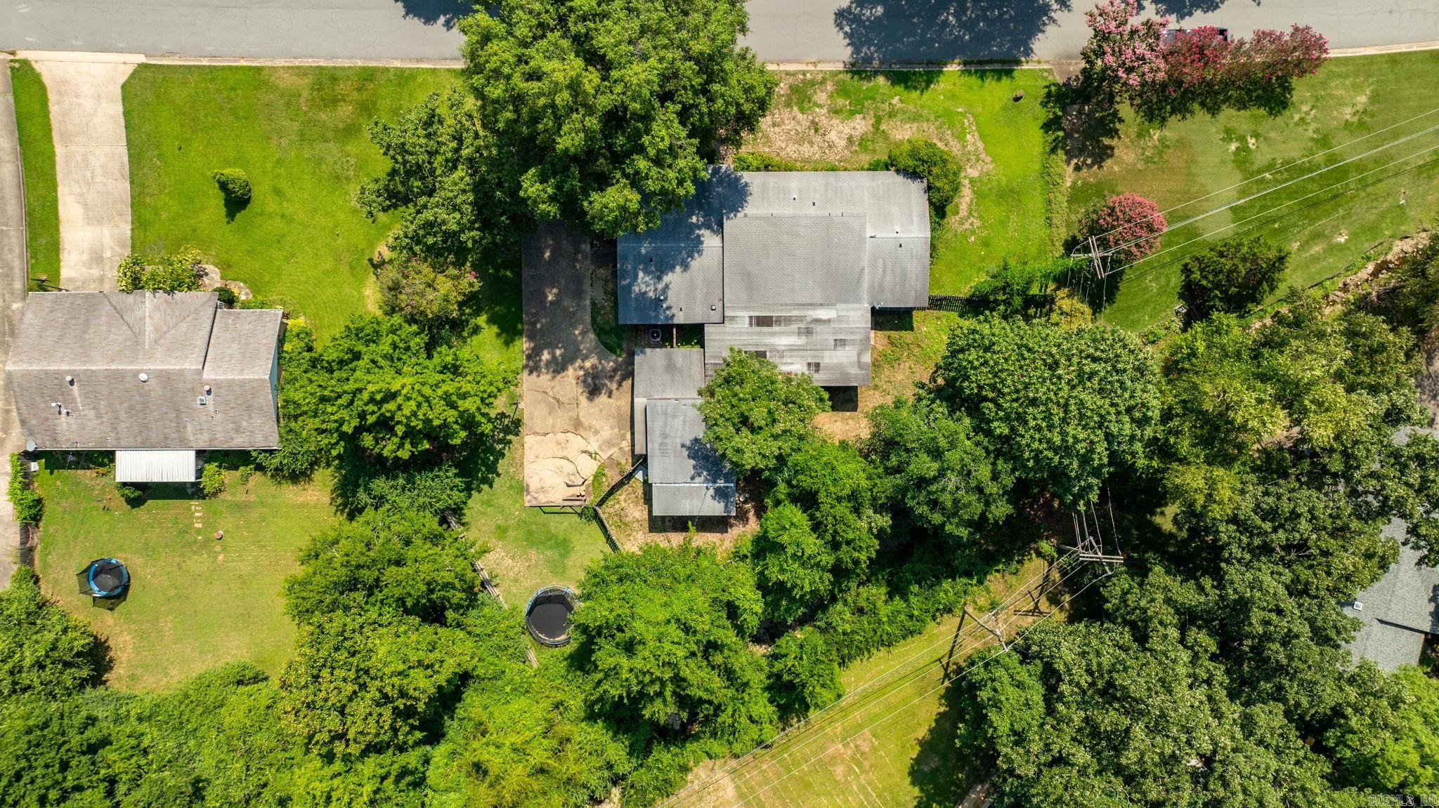 LEAWOOD HEIGHTS - Residential