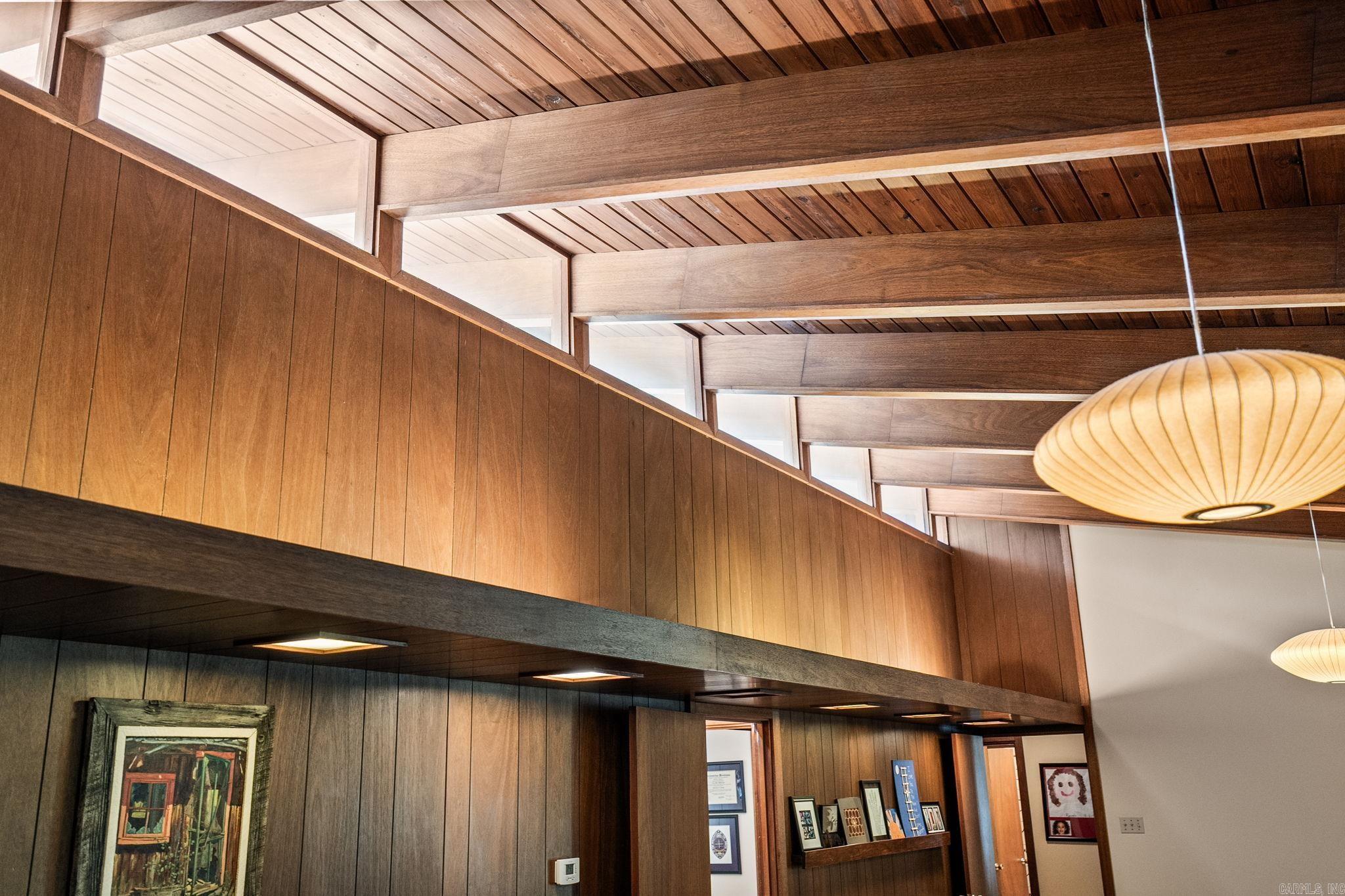 LEAWOOD HEIGHTS - Residential