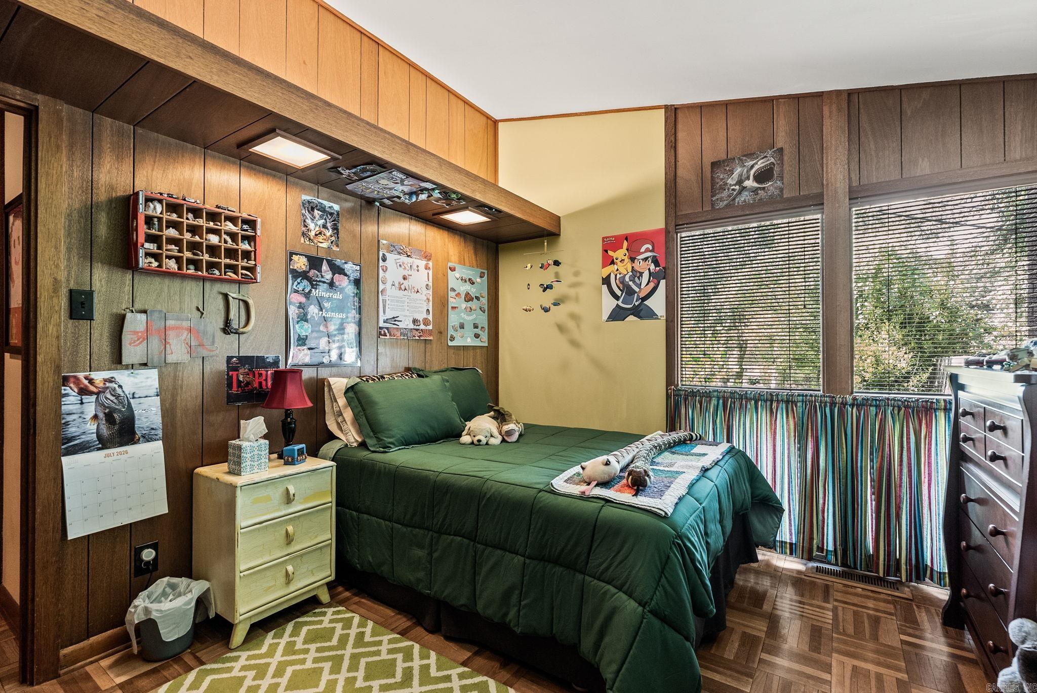 LEAWOOD HEIGHTS - Residential