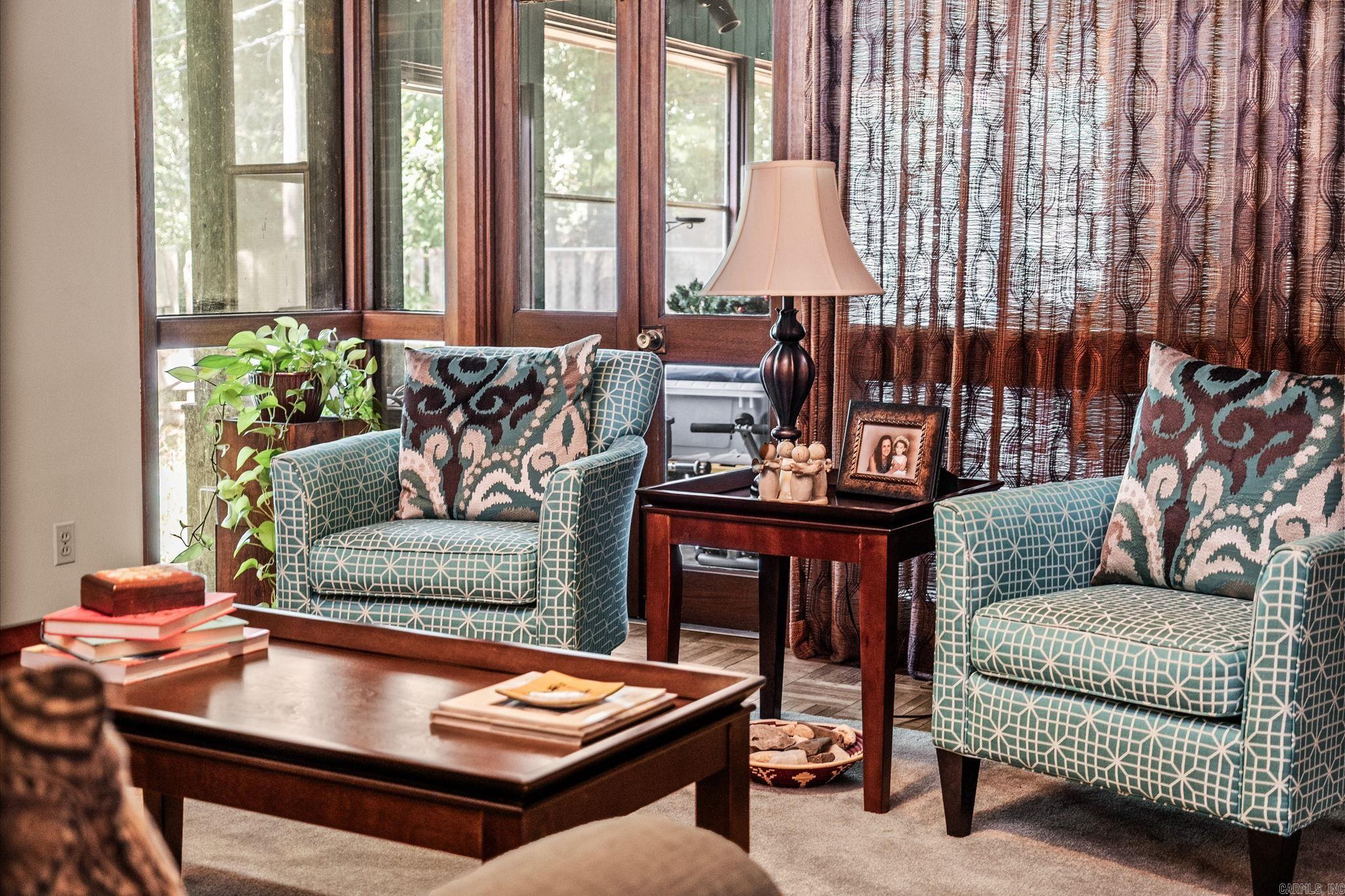 LEAWOOD HEIGHTS - Residential