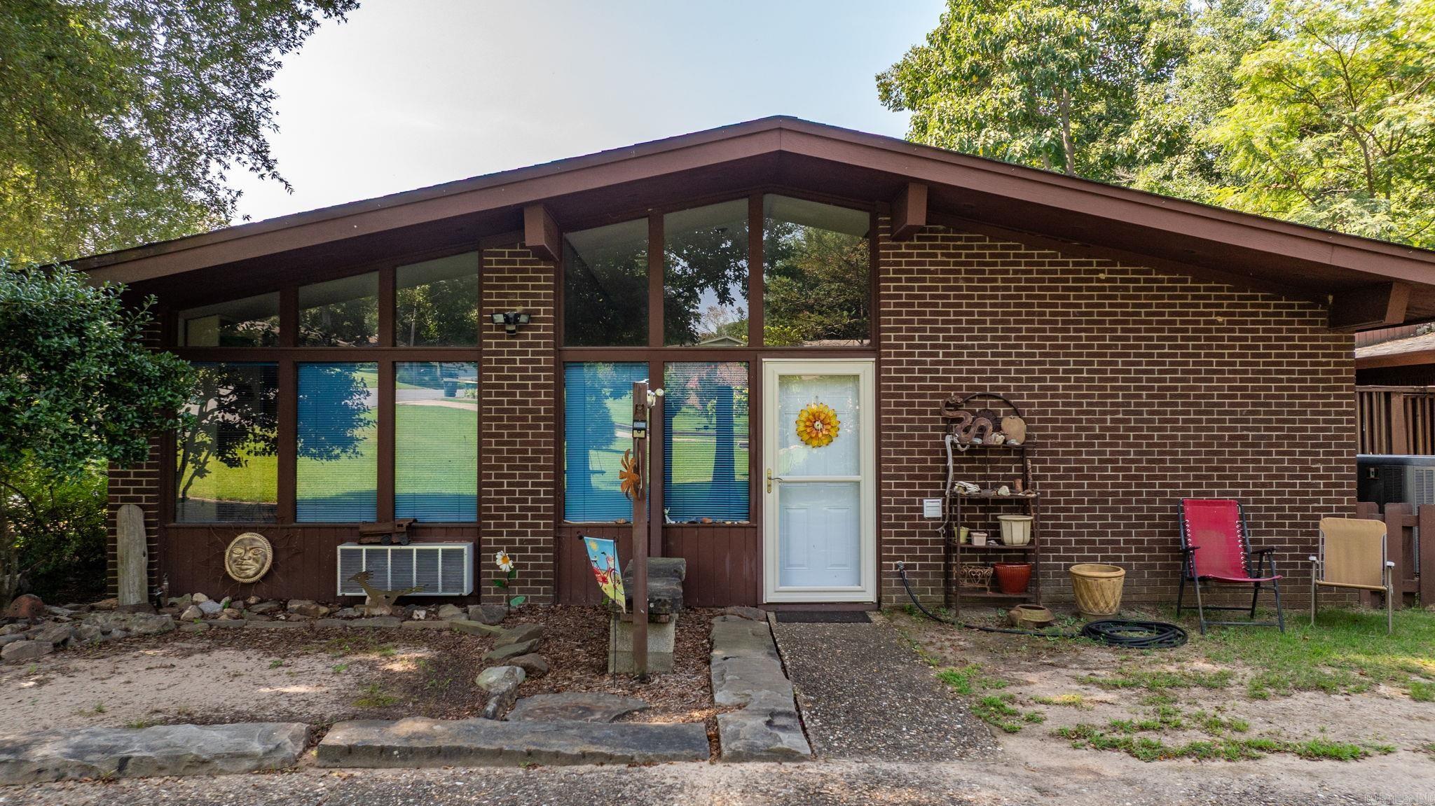 LEAWOOD HEIGHTS - Residential