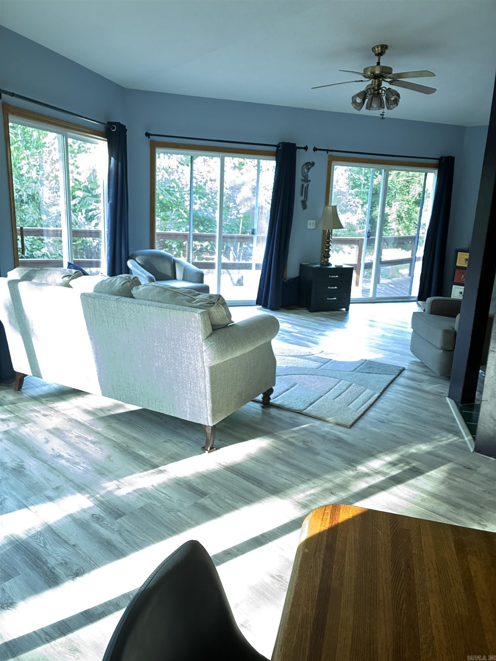 BELLE COVE WOODS - Residential