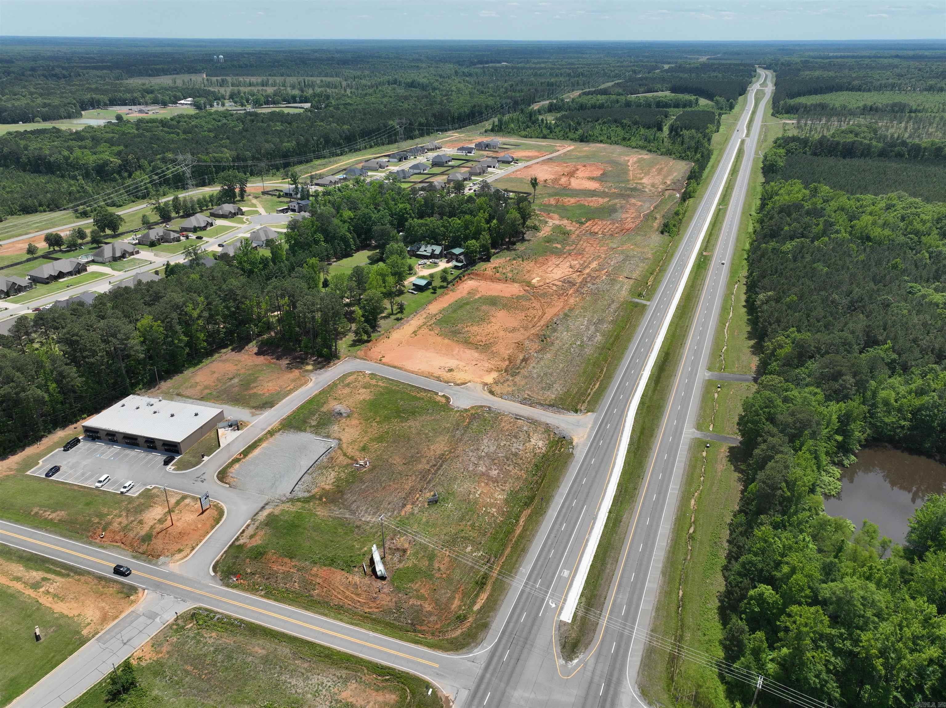OAK TREE SOUTH - Commercial Sale