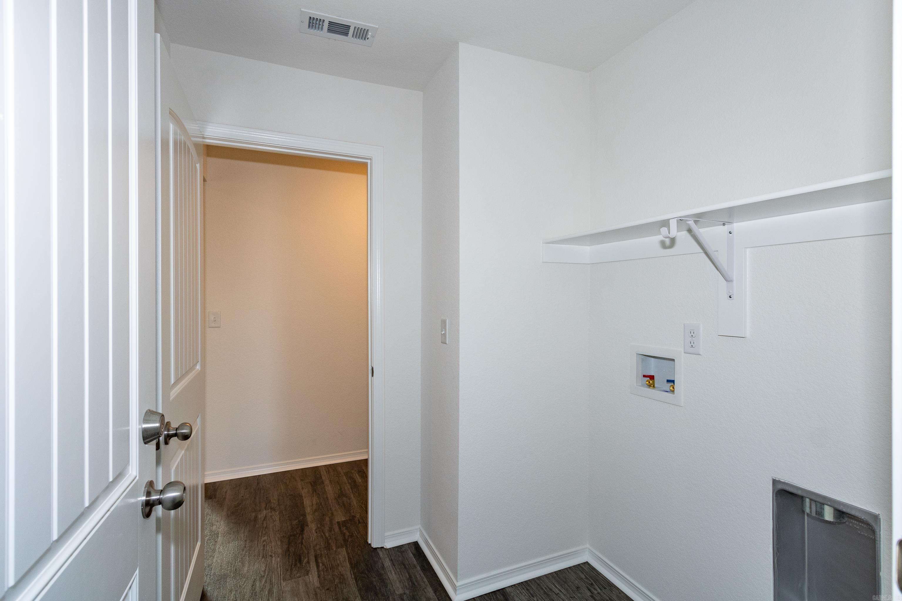 THE MEADOWS - Residential